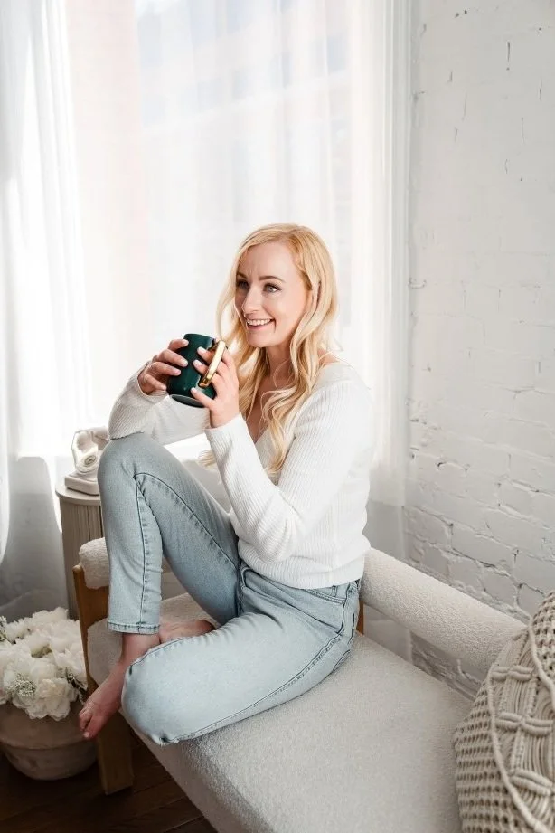 squarespace-web-designer-canada-squarespace-web-designer-calgary-squarespace-web-designer-service-providers-squarespace-web-designer-female-entrepreneurs-squarespace-web-designer-endeavor-design-studio