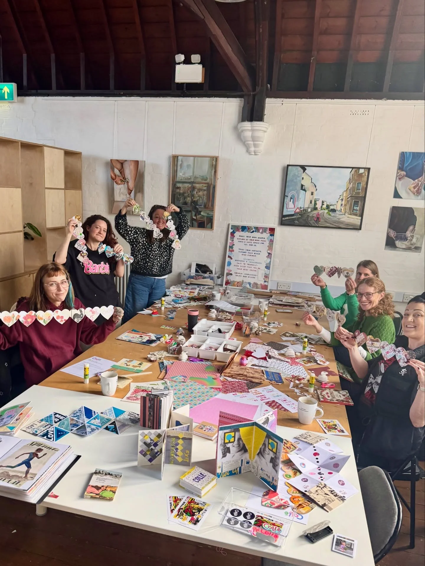 WE HAD THE BEST TIME ON SUNDAY! 💖✂️💖 

Thank you to everyone who joined the Coll&eacute; Heart Chain Zine workshop @toshspacebmo your creations were incredible! 💌

Everyone embraced the creative flow and brought something truly unique to the table