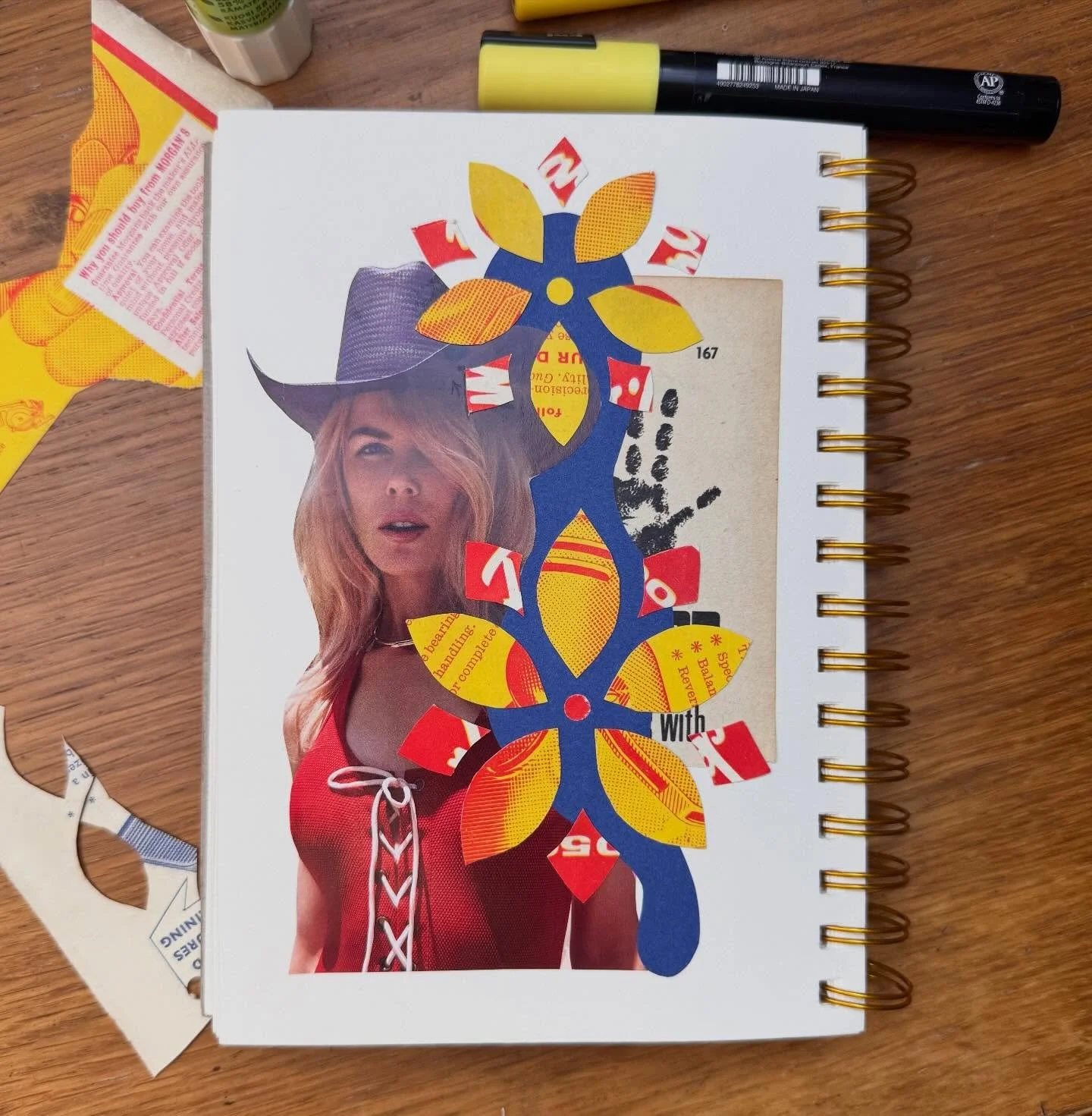 A little preview while I get ready for next Saturday ✂️🌼 

I&rsquo;ll be sharing a new workshop I&rsquo;ve been working on for the April Collage Journal Club @toshspacebmo, and I can&rsquo;t wait to make with you. 

There are just a couple of spots 