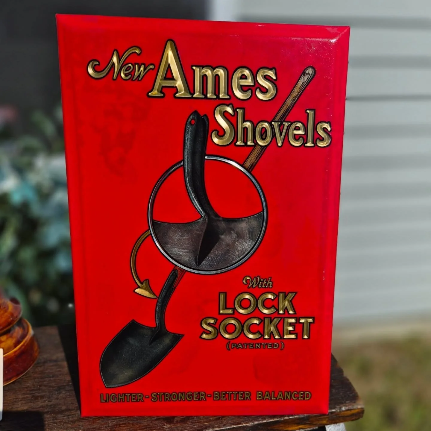 Check out this vintage advertising piece for Ames Shovels&mdash;a classic name in American toolmaking with roots right here in Easton, Ma.

🔎 Items like this tell the story of New England&rsquo;s working past&mdash;and every sale at WildFinds helps 