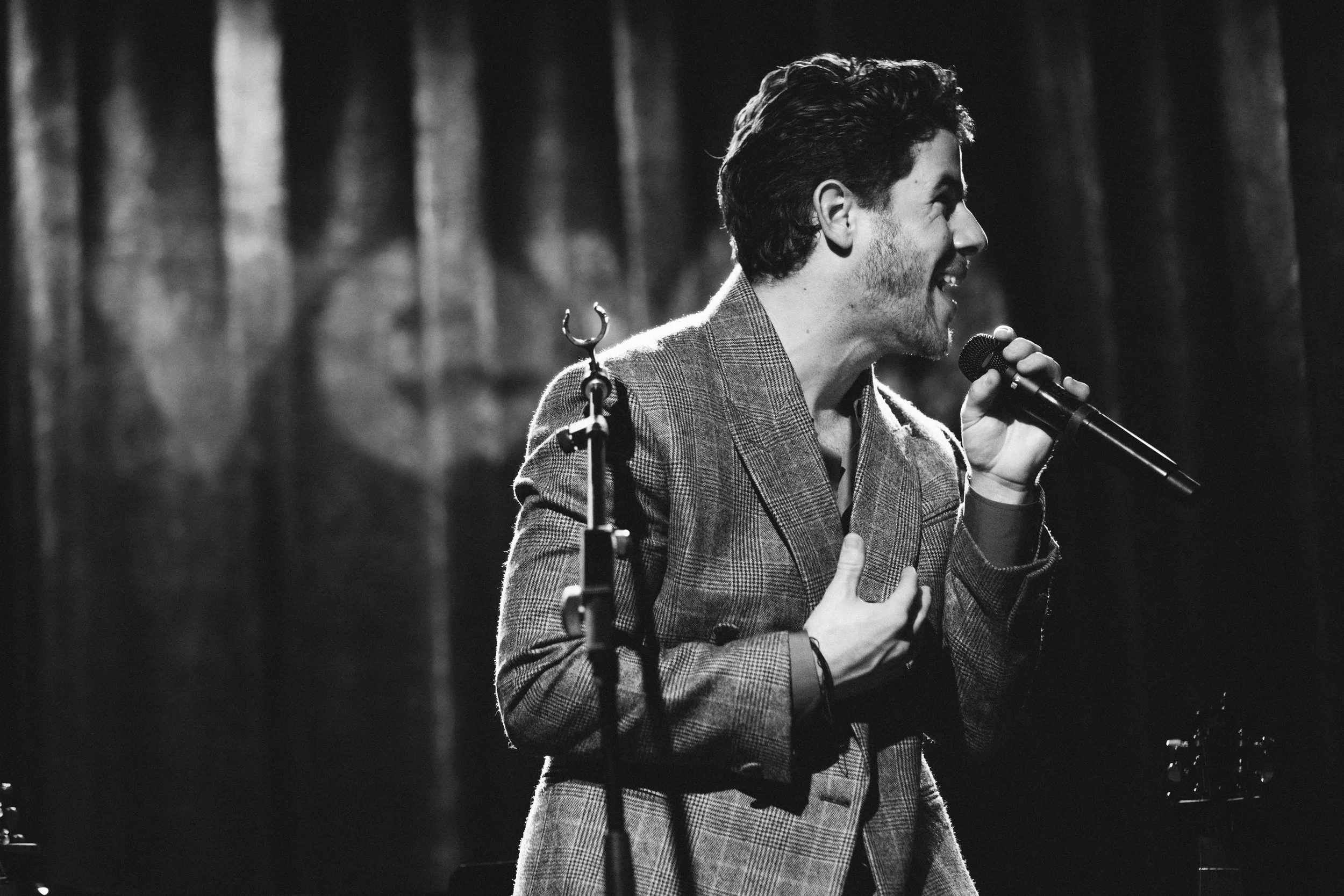 VEVO_NickJonas-Approved670-@ThomasFalcone.JPG