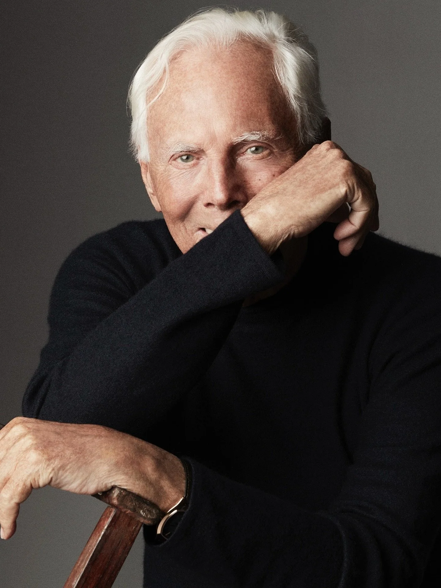 Giorgio Armani is gone, but his grace and vision will forever live in our hearts. ❤️

Photo &copy; V Magazine