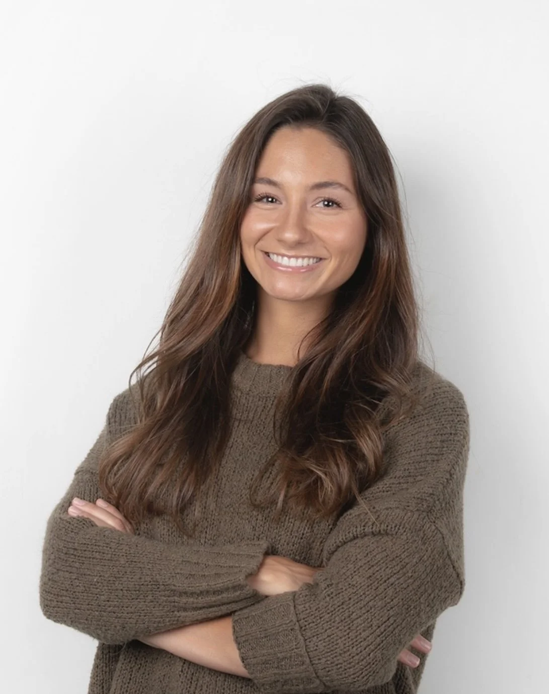 Isabel - Headshot.jpeg