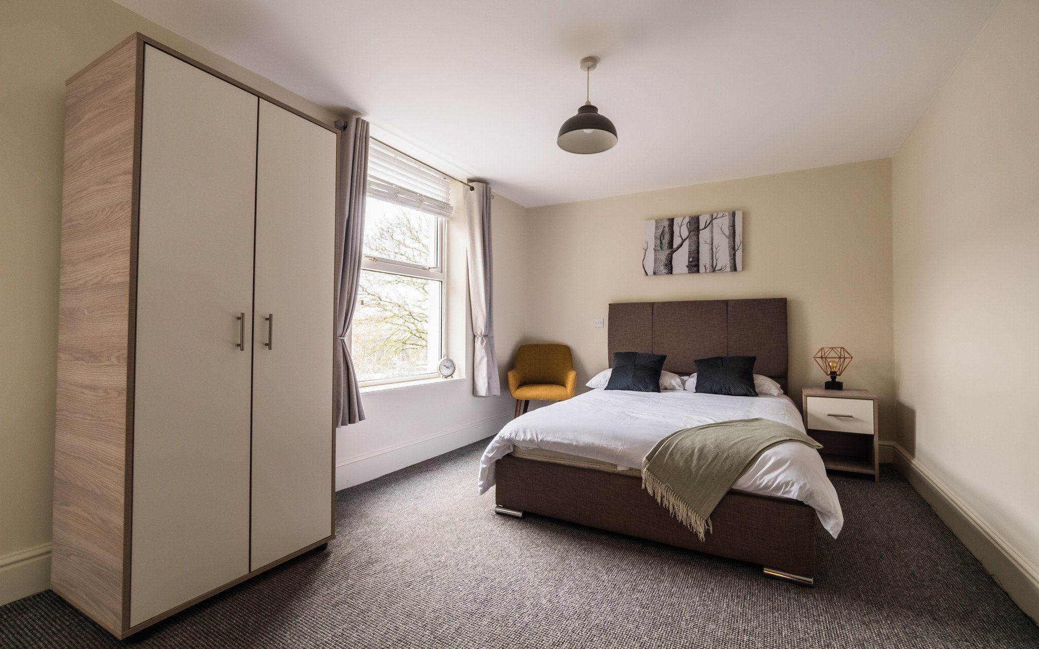 Autumnal colours 🍂

📍St Judes, Plymouth

 #interiordesign #coliving #hmo #sharedhouse #seaside #sharedliving #interiordesigner #plymouthuk #lettingsagentuk #RentalProperty #RealEstateUK #PropertyManagement #LettingsAgent