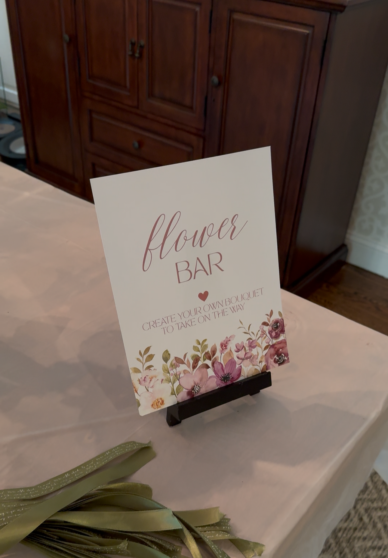 Flower bar sign