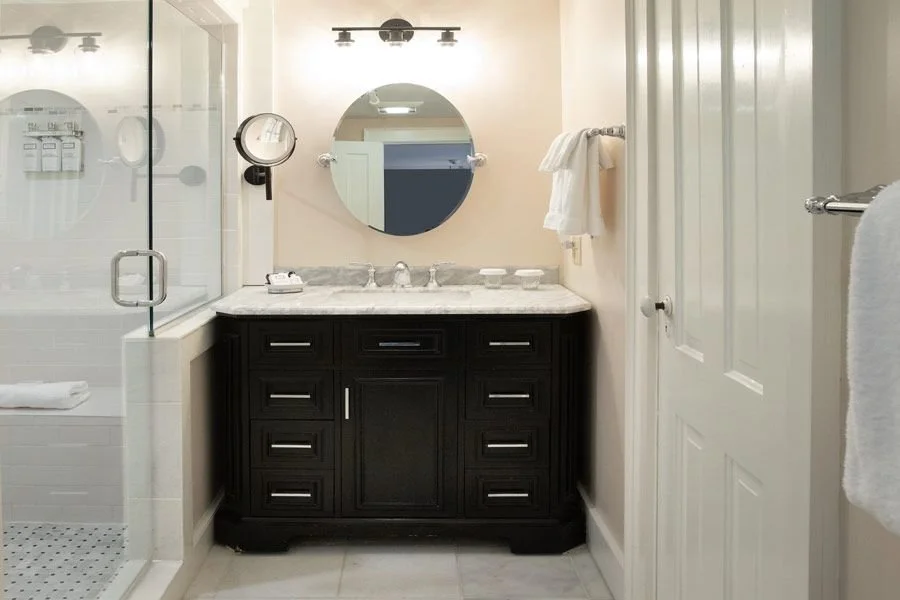 26bathroom.jpeg