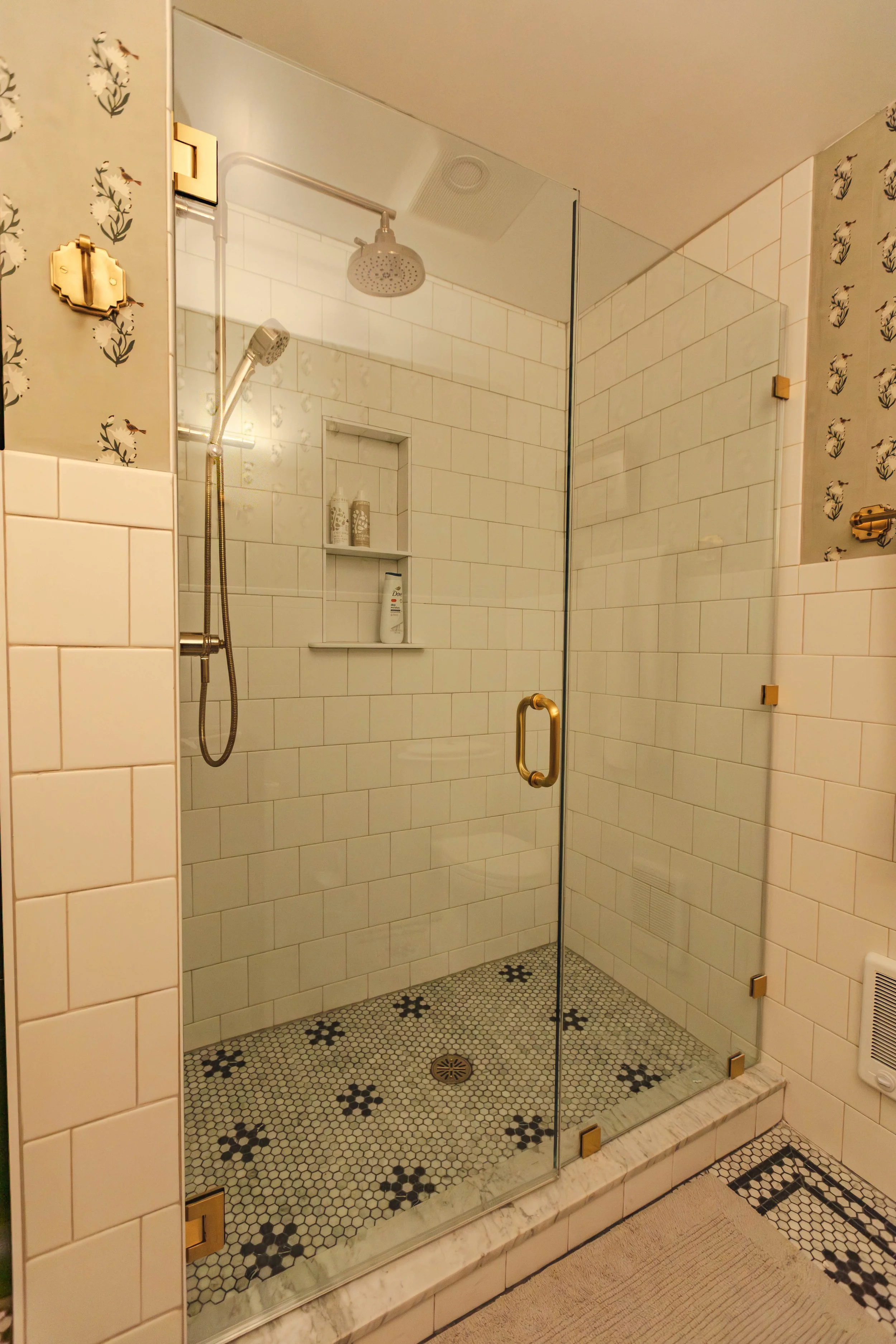 DI Apt -20.jpg