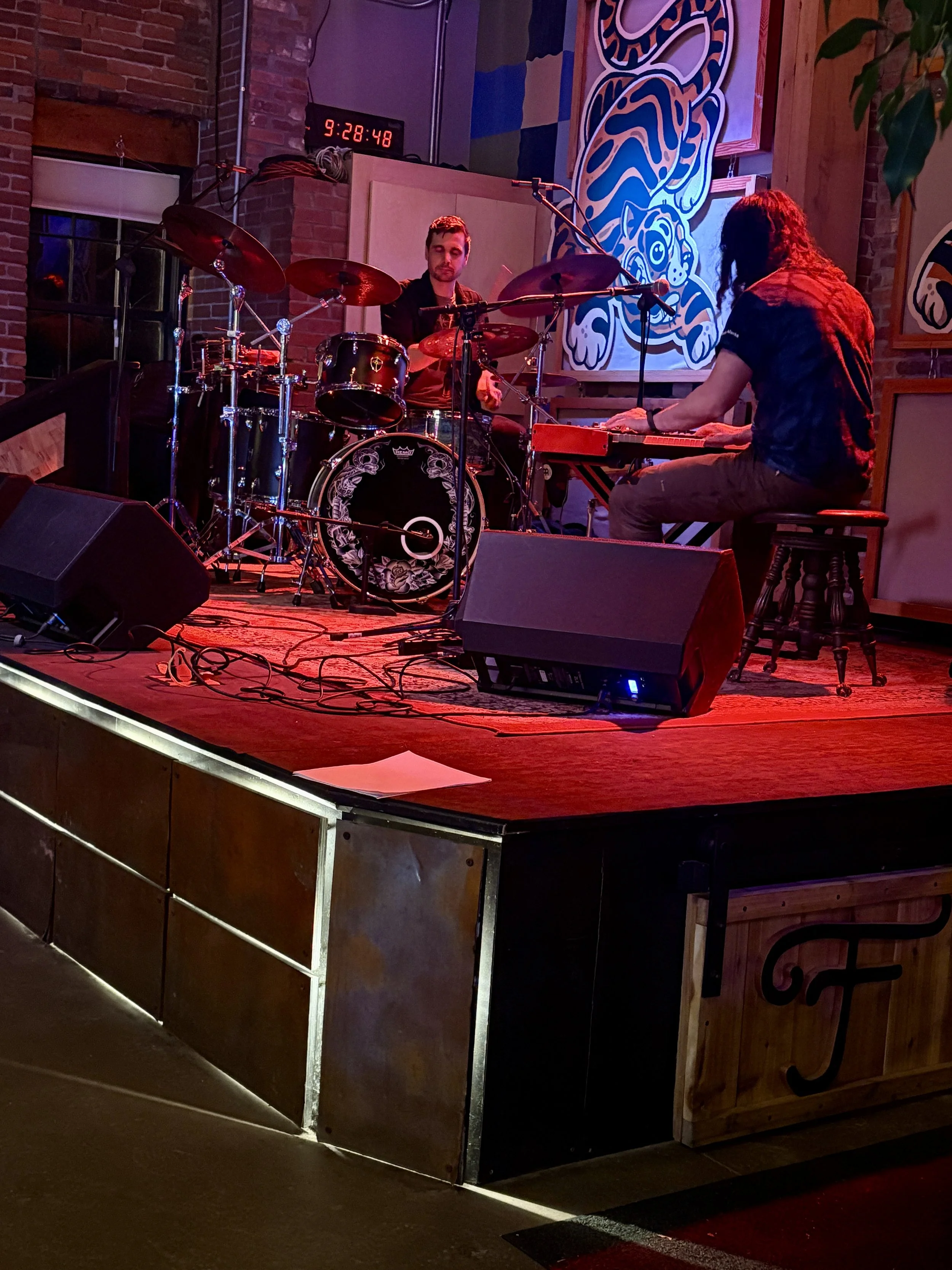 Friday Night Music w/ Alex Kauffman 