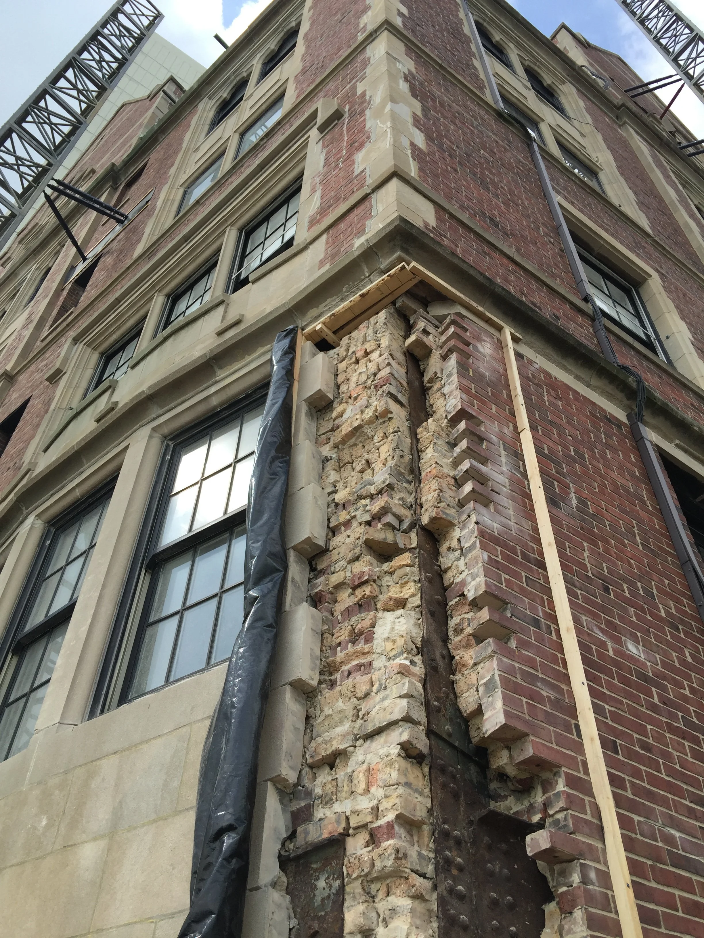 1120 N LSD Facade and Window 4.JPG