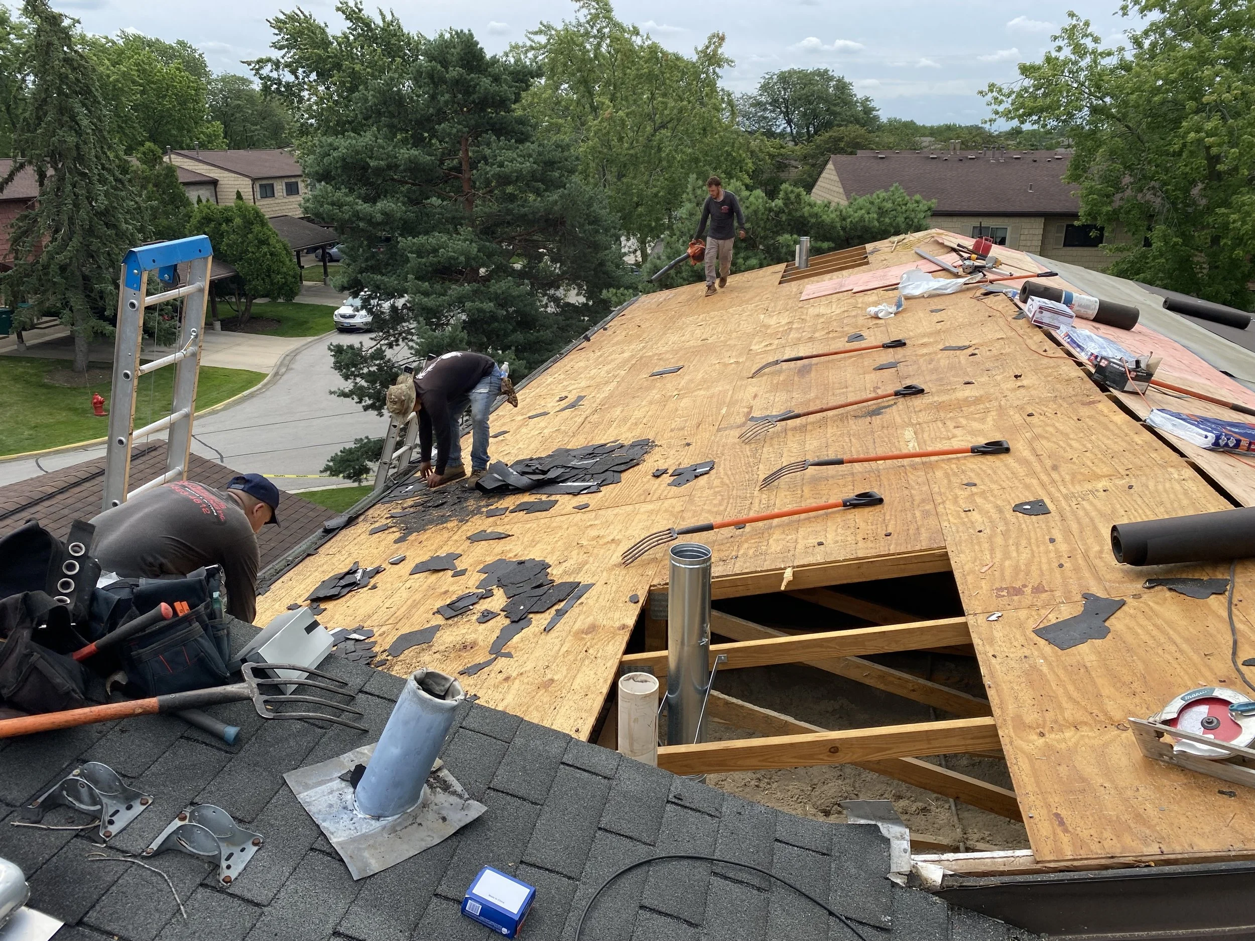 Tahoe Village Roof 1.JPG
