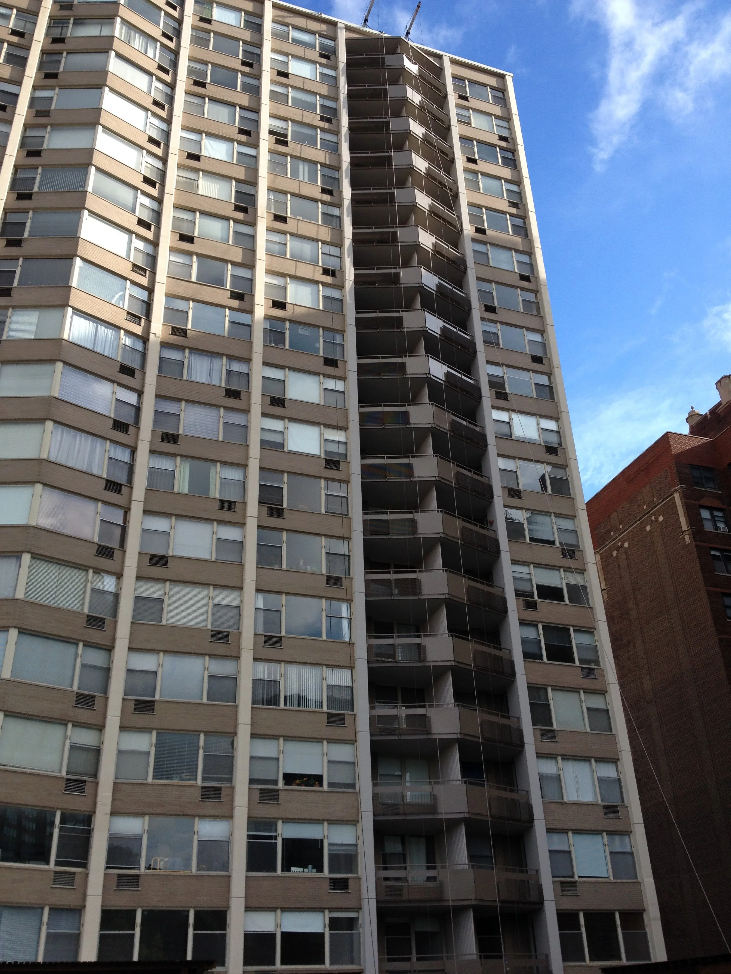 555 W Cornelia 1.JPG