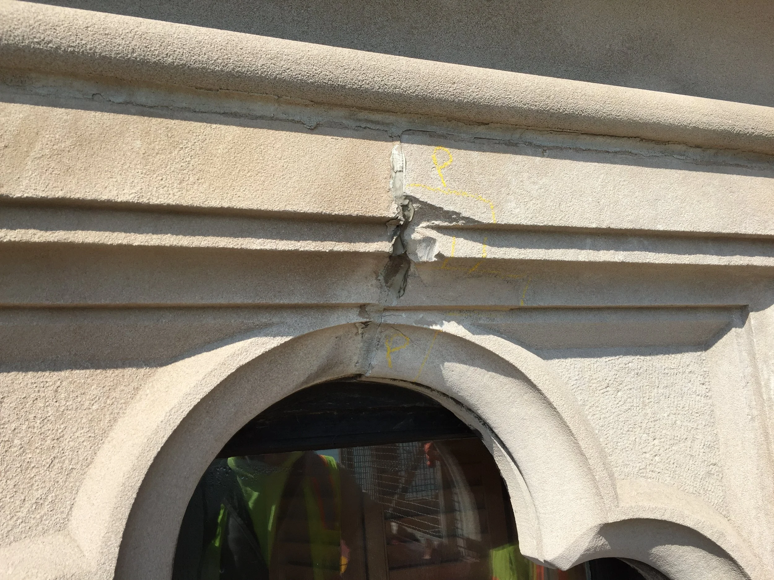 1120 N LSD Facade and Window 11.JPG