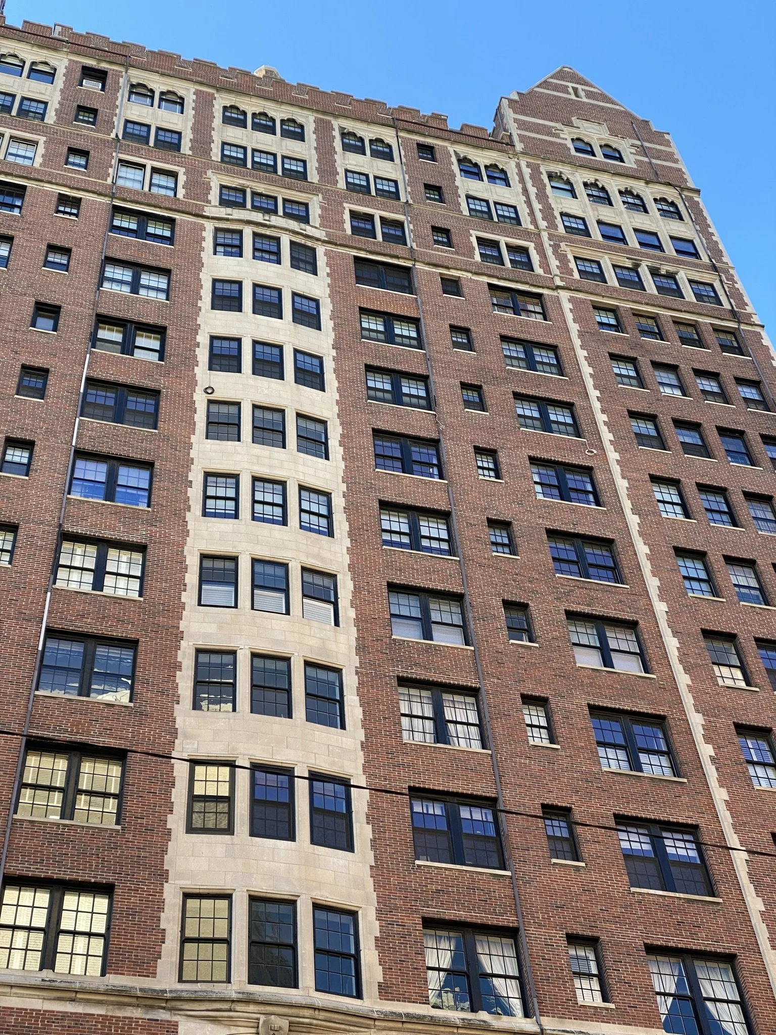 1120 N LSD Facade and Window 15.JPEG