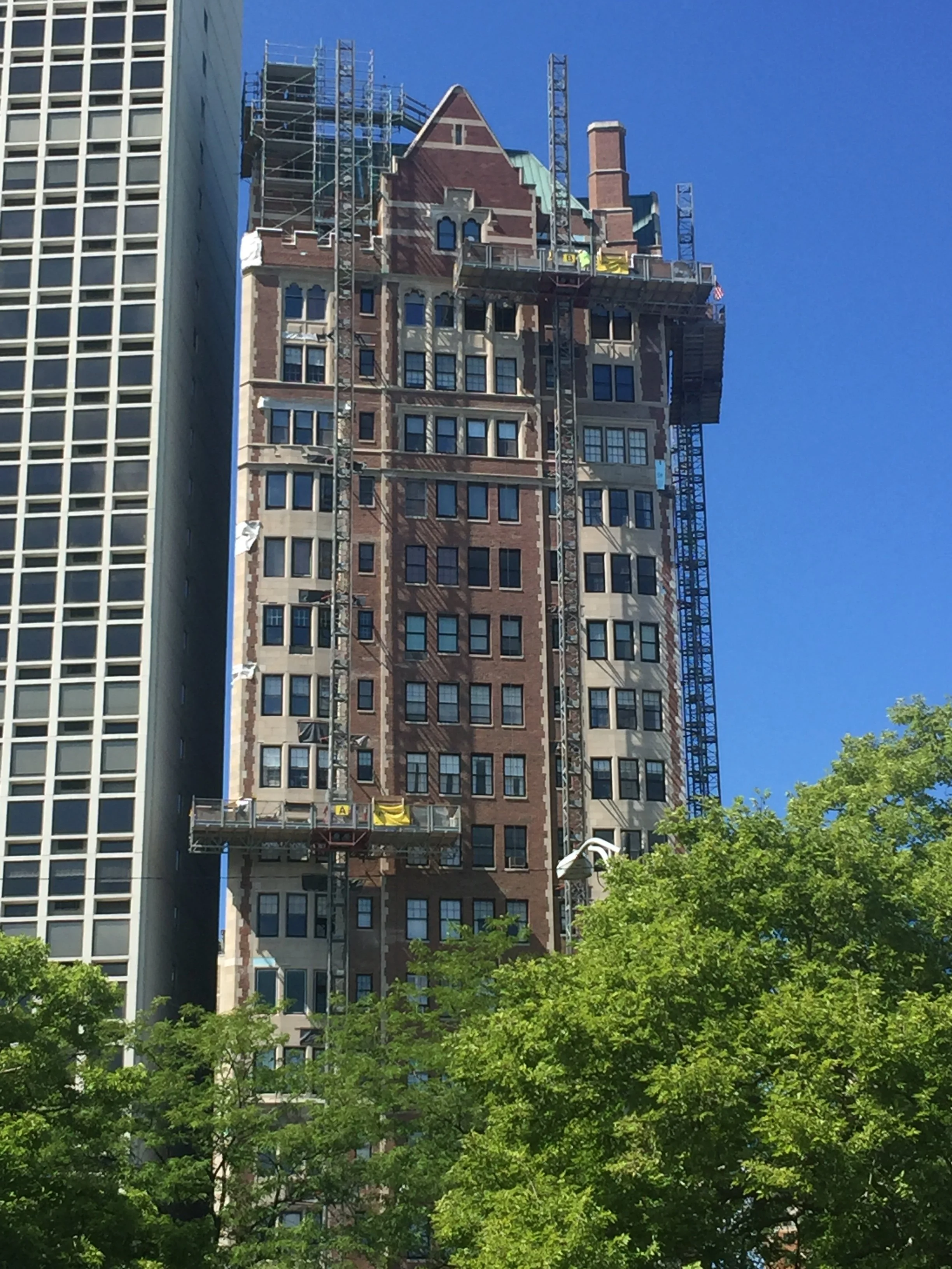1120 N LSD Facade and Window 1.JPG
