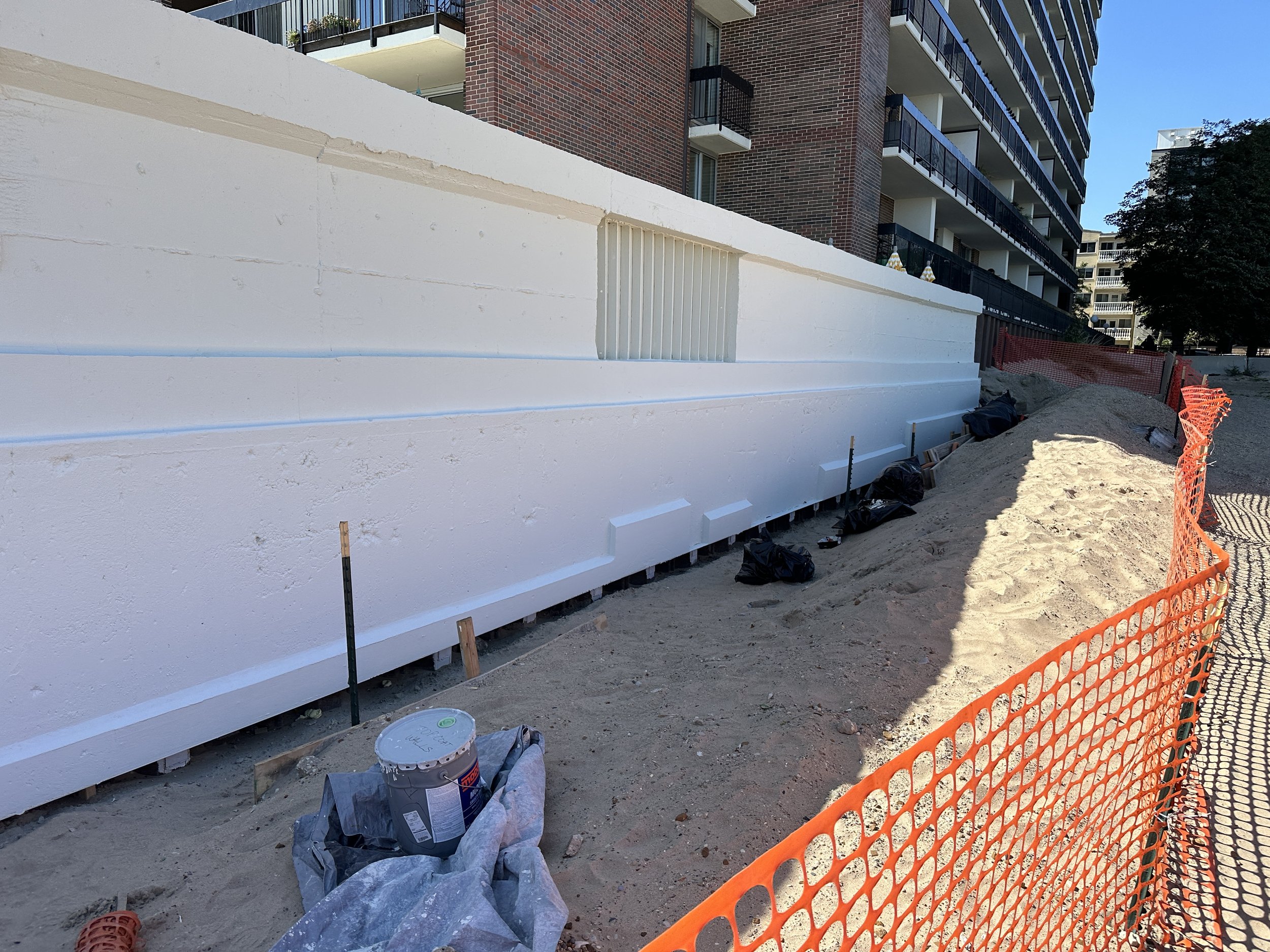 5901 N Sheridan Seawall 18.JPG