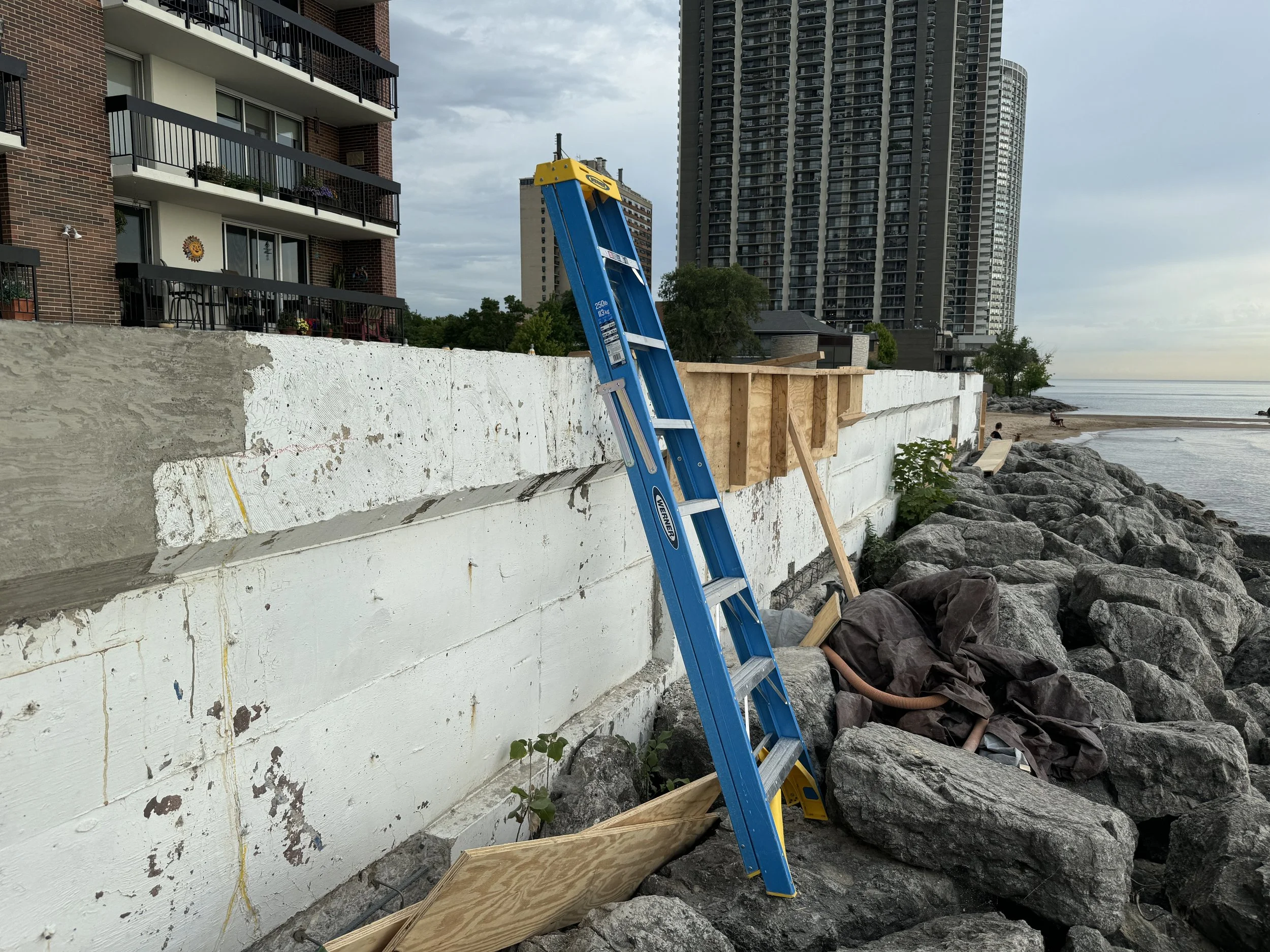 5901 N Sheridan Seawall 11.JPG