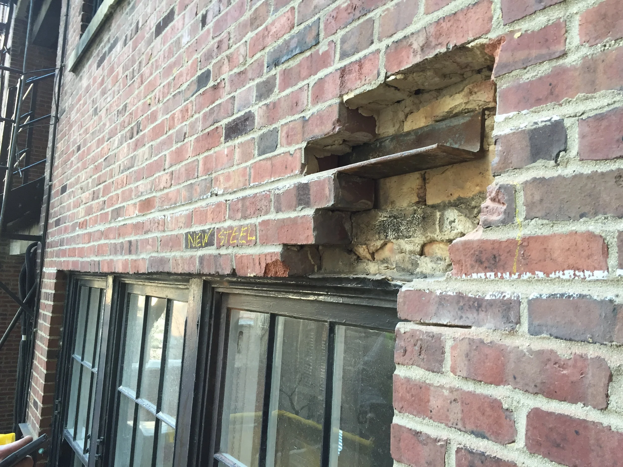 1120 N LSD Facade and Window 5.JPG