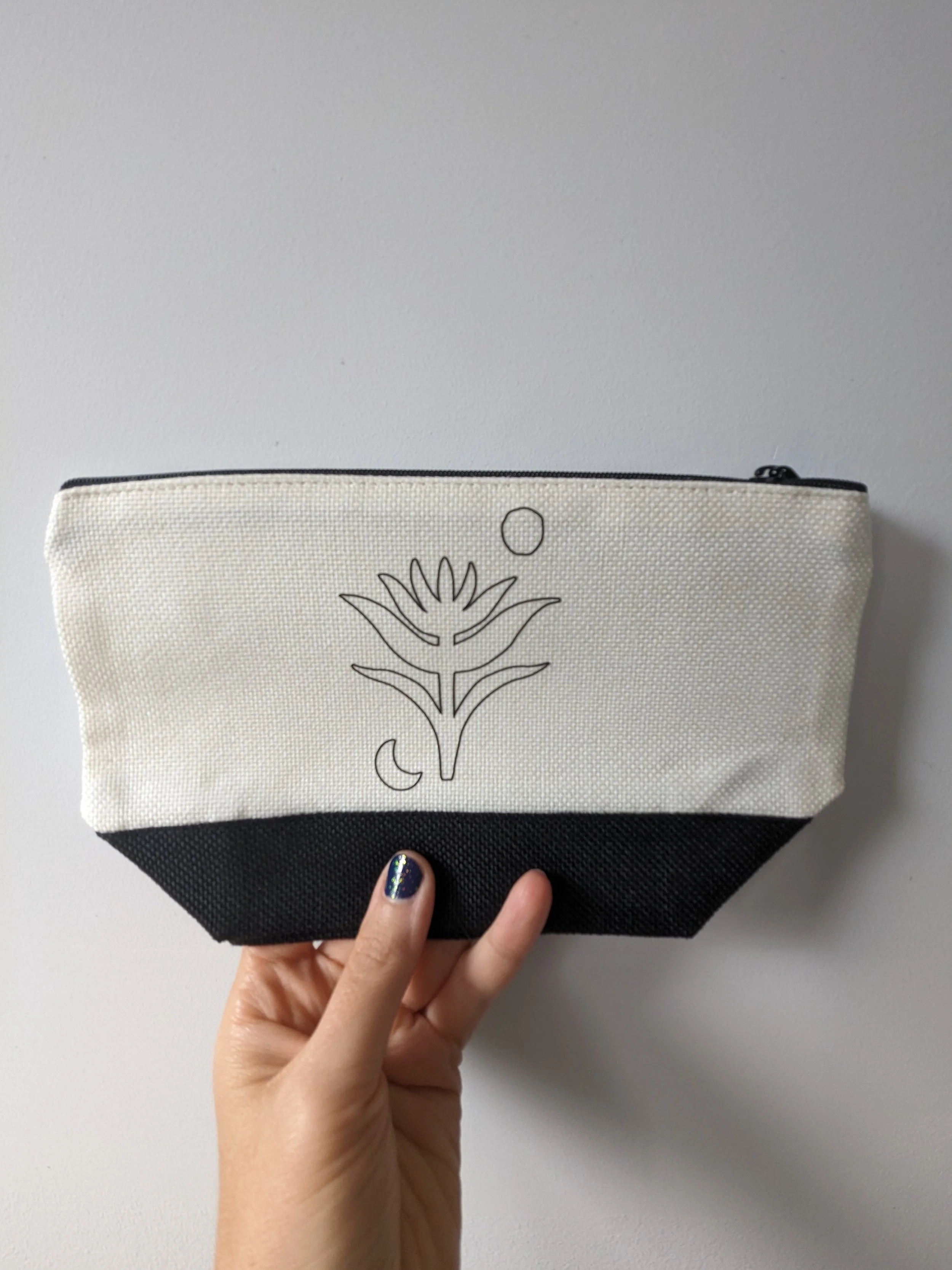 REVIVE Zipper storage pouch