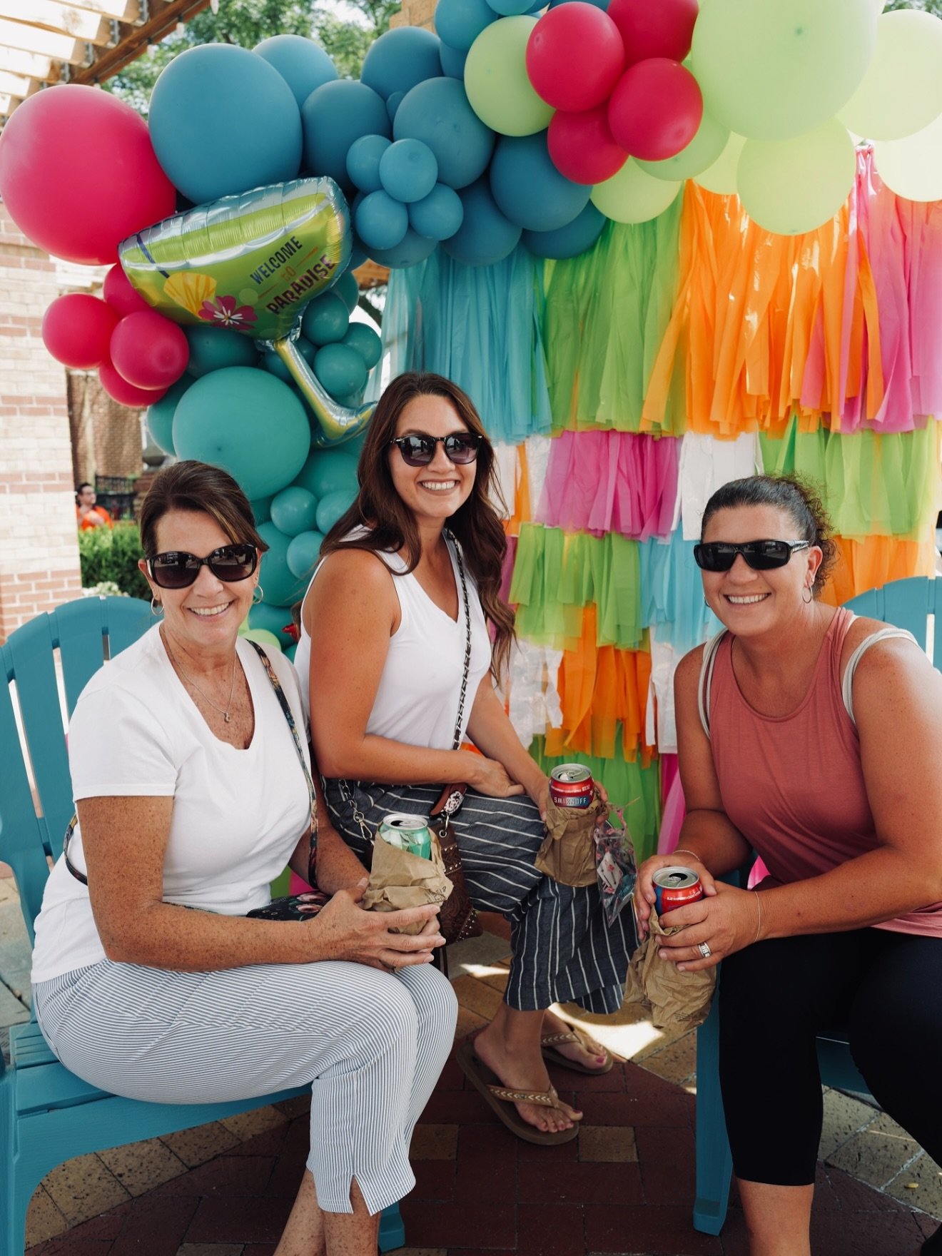 Rock the Block is back this Sunday! ☀️🎸🛍️

Join us in Downtown Overland Park on June 29th from 11AM&ndash;4PM for one of our favorite days of the year.

Presented by @teamcocktailbrand, this all-day block party features:
🎶 Live music
🍔 Local eats