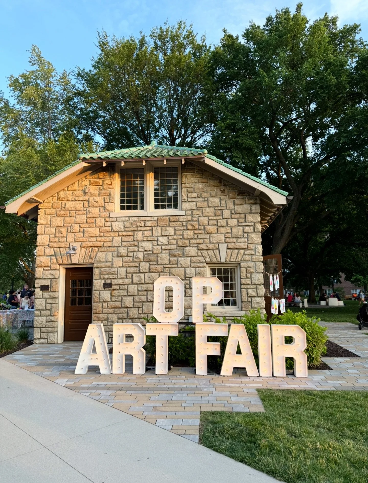 🎨 Calling all artists! 🎨

Applications for the Downtown OP Annual Art Fair are officially open, and the deadline is coming up‼️ 

✨All applications must be submitted by January 31st.

Are you an artist who should be part of this year&rsquo;s Art Fa