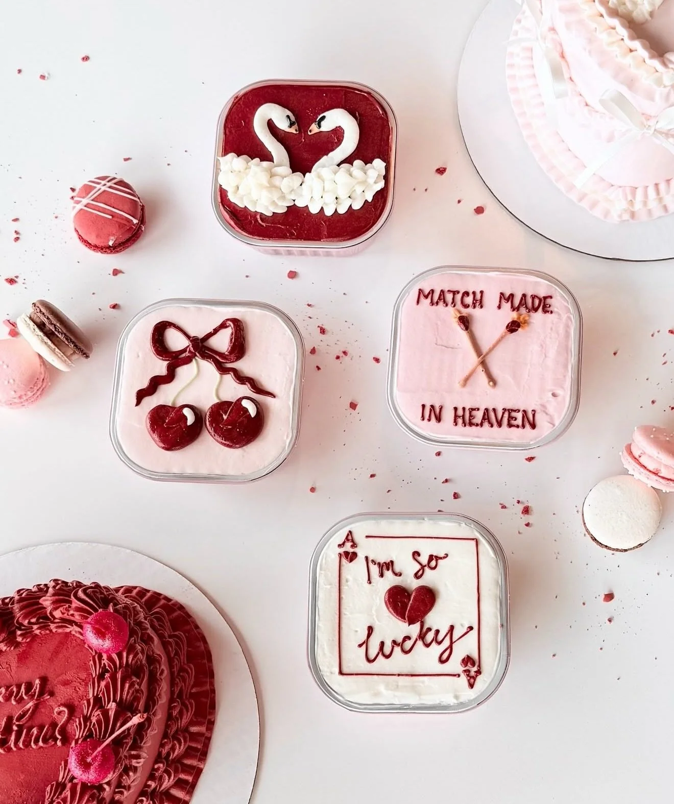 The Valentine&rsquo;s weekend festivities in Downtown OP are in full swing! Many of our local merchants are hosting love-themed pop-ups and special offerings this weekend, so make a day of it and celebrate all things local. ❤️

Start your stroll at @