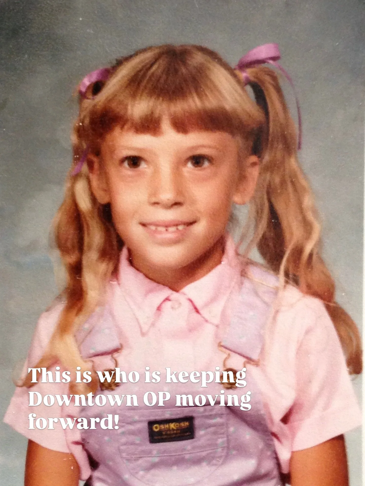 We are the Downtown OP Fan Club! 🫶 

Downtown OP has grown into a vibrant district, home to nearly 300 locally owned and operated businesses. 💛

Inspired by our friends at @theuppercrust, we had to hop on this cutie trend. ✨ 

Downtown Overland Par