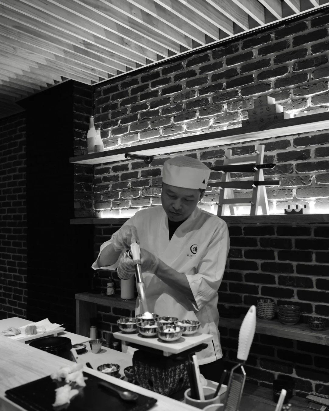 Welcome to Kiyoshi Omakase, Downtown Overland Park&rsquo;s newest culinary experience and already a neighborhood favorite. @kiyoshiomakase 

This story starts in New York, where Chef Jerry Cao spent 15 years refining the art of omakase. Years of disc