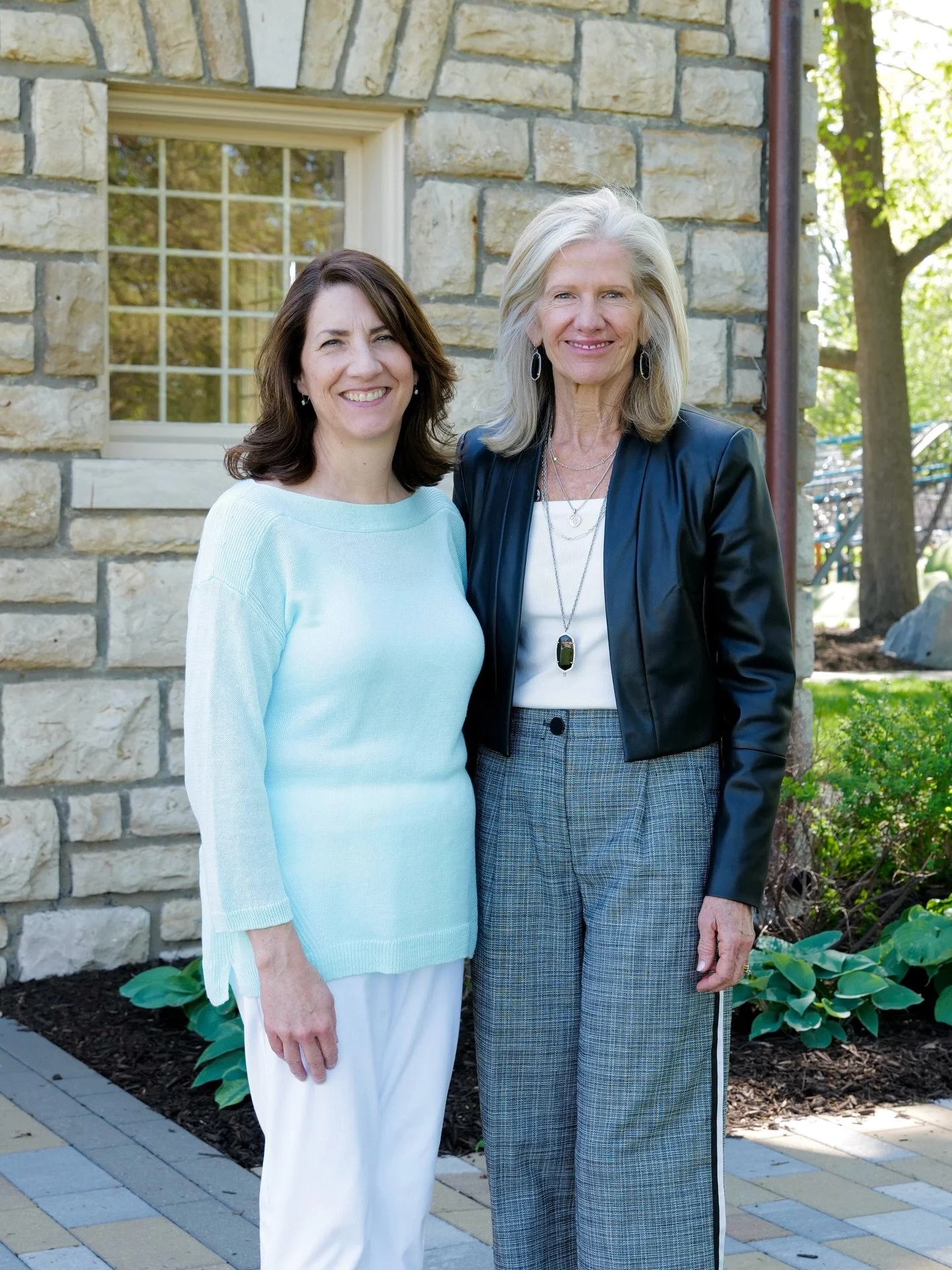 We&rsquo;re proud to spotlight our Premier Sponsor of the 2026 Downtown Overland Park Art Fair, the Friends of Overland Park Arts. 

This incredible group, operating under the Arts &amp; Recreation Foundation of Overland Park, plays a vital role in s