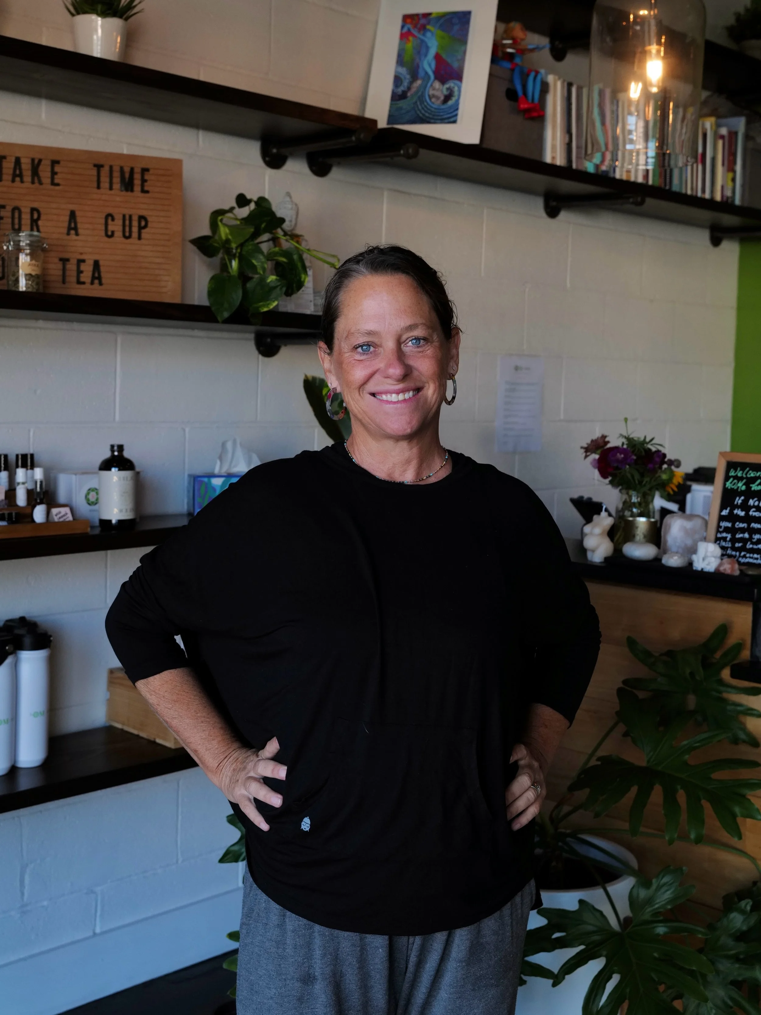 For more than a decade, hOMe holistic has been part of the Downtown Overland Park community, supporting mothers and families through pregnancy, birth, postpartum, and beyond. @homeholistic 

Founded by Ashley, hOMe was created from something deeply p