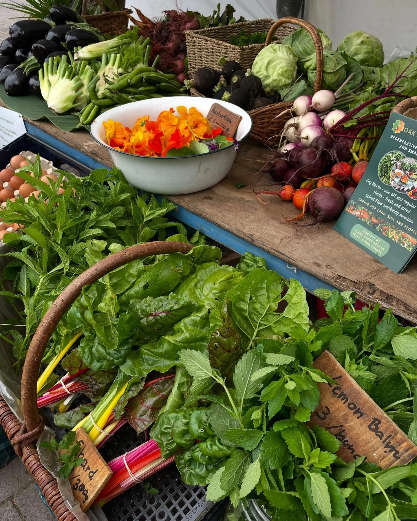 Had an amazing time at the Kingsbridge Farmers Market yesterday with the wonderful Tom @green_man_growing. Producing and selling fresh, local, healthy produce veg really floats our boats! 😊 Thank you to everyone who stopped by for a chat and some ve