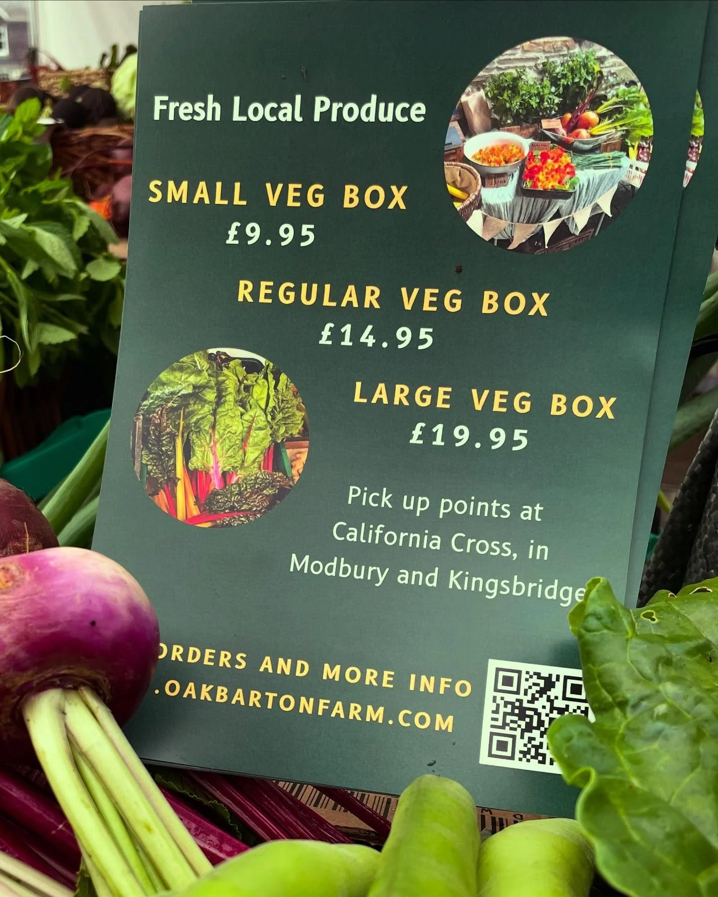 Our lovely fresh, organically grown veg is available in veg boxes 🥬🥒🌽🥕🍅🥦➡️📦 If you fancy a one off or regular veg box, grown 100% at Oak Barton Farm, California Cross, then visit our website, choose your box size and local collection point tha