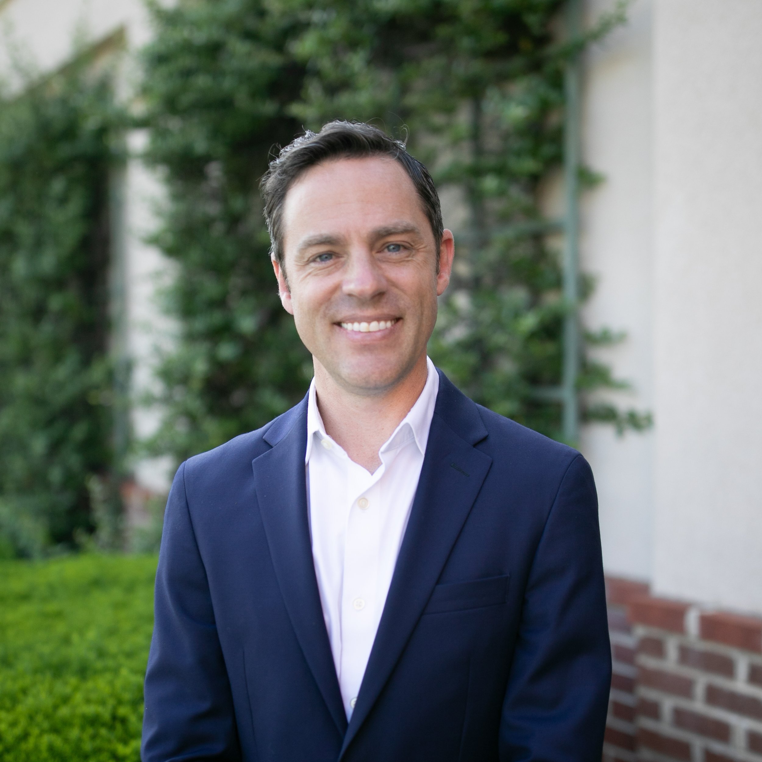 Dr. Sam Winston Photo.jpg