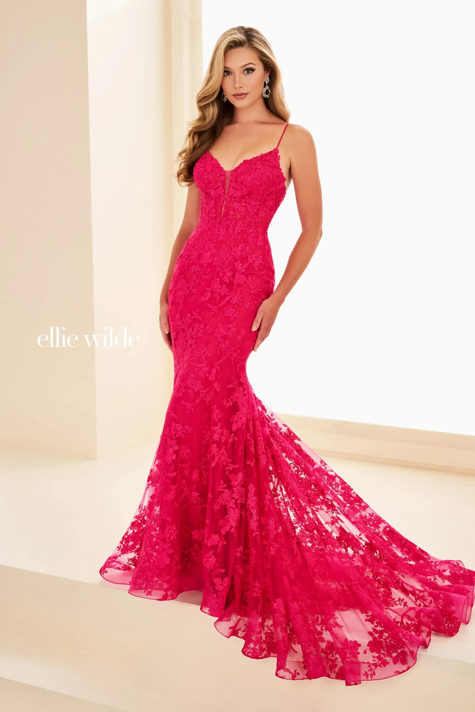 ew37027______2.2000.webp