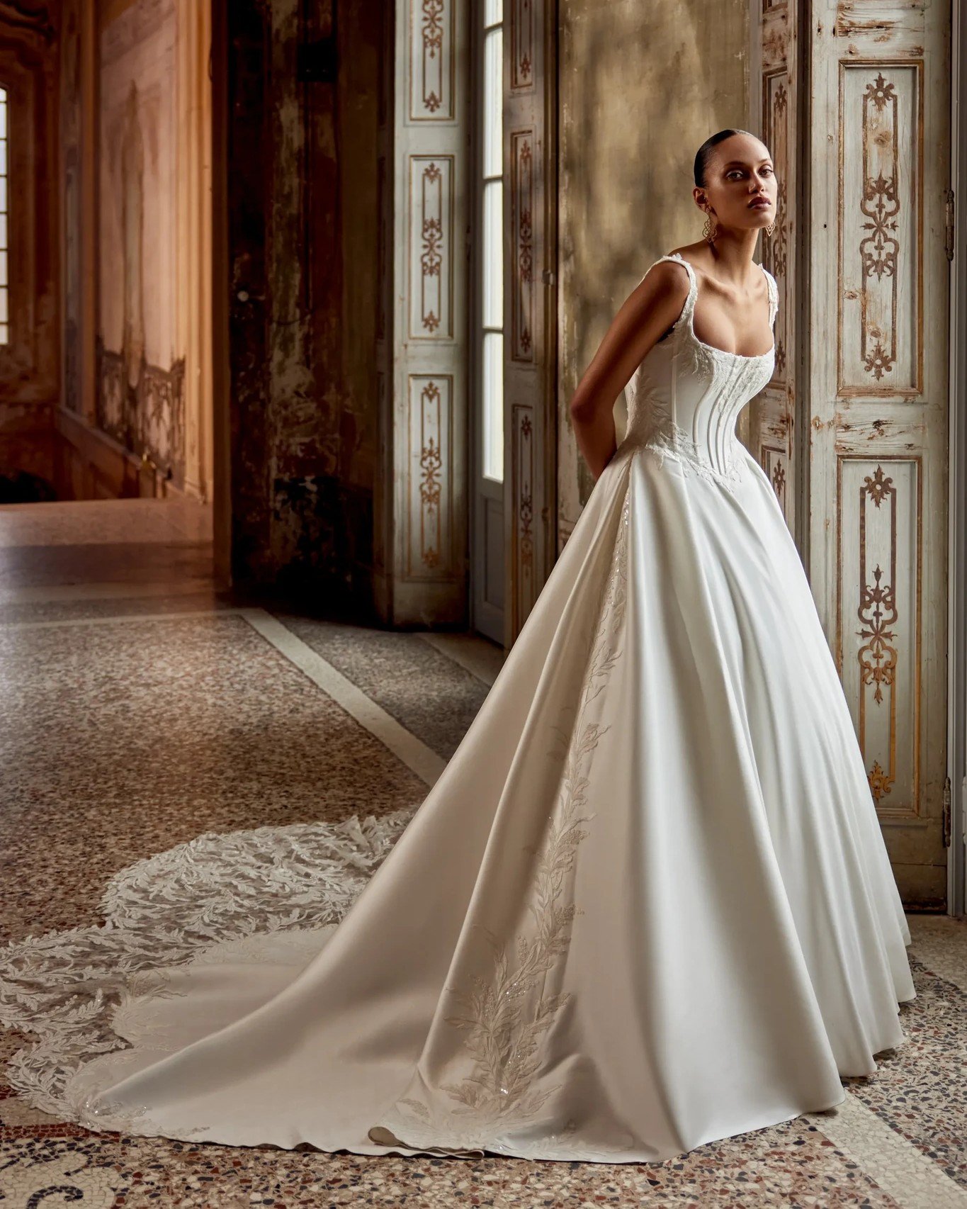 NEW NEW NEW 

This best-selling new arrival from Justin Alexander, Keegan, as entered the chat!!! 😍😍😍