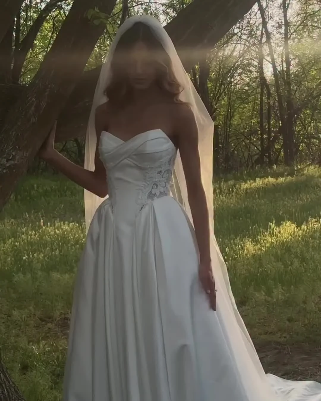 💍 LOVE ETERNALLY &ndash; FALL 2026 COLLECTION EVENT 💍(version fran&ccedil;aise sur notre page Facebook)

Join us for an exclusive Rebecca Ingram Bridal Event featuring the breathtaking Love Eternally Fall 2026 Collection!

✨ June 13 &ndash; June 27