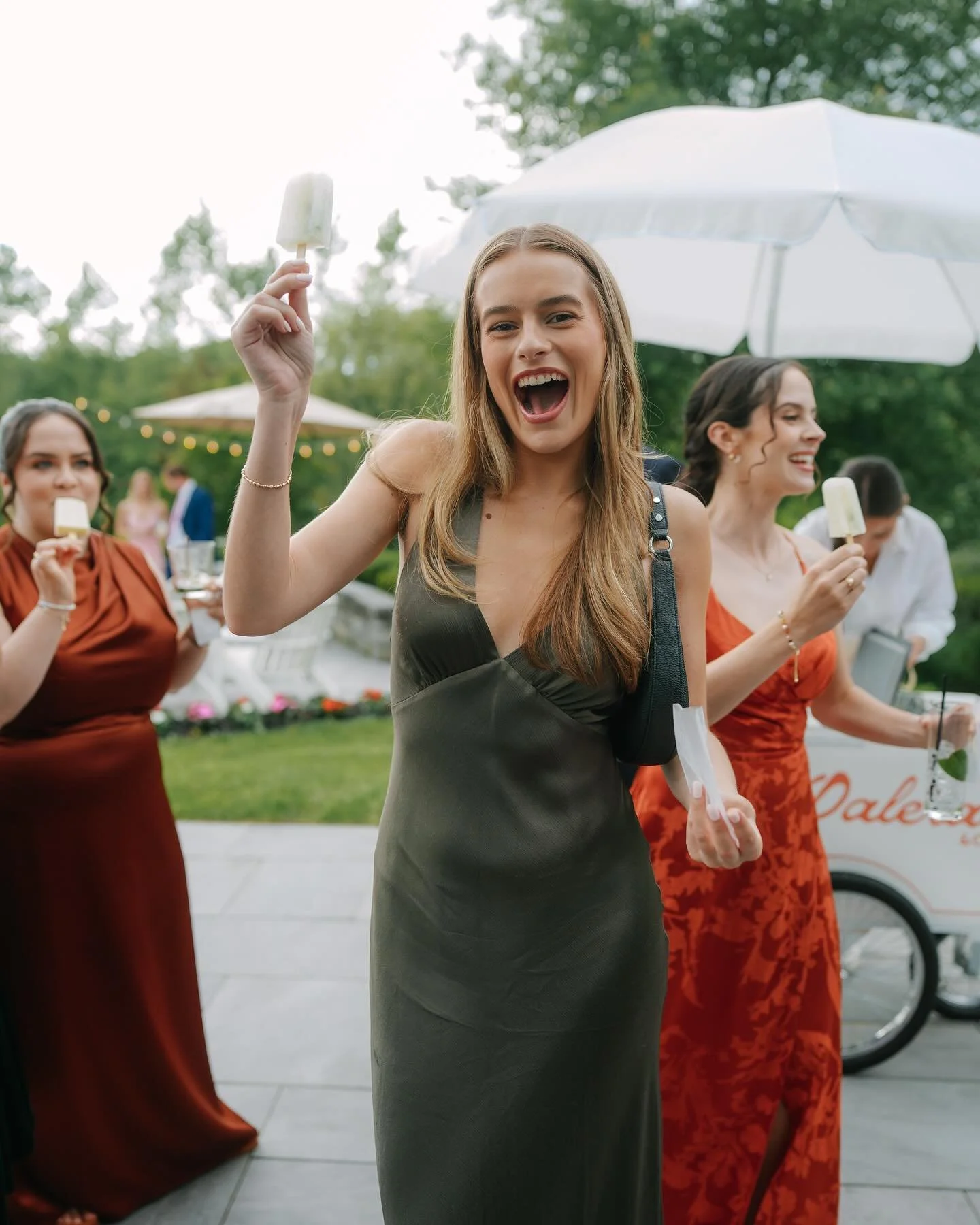 Making memories, one paleta at a time. 

6.7.25 C + J 🍃

Photography | @patfureyphoto 
Planning + Design | @gildedlilyevents
Venue | @crossedkeysestate
Florist | @crossedkeysdesigns
Stationery | @gableandgrain 
Bridal Stylist | @agencyeightstylist
H