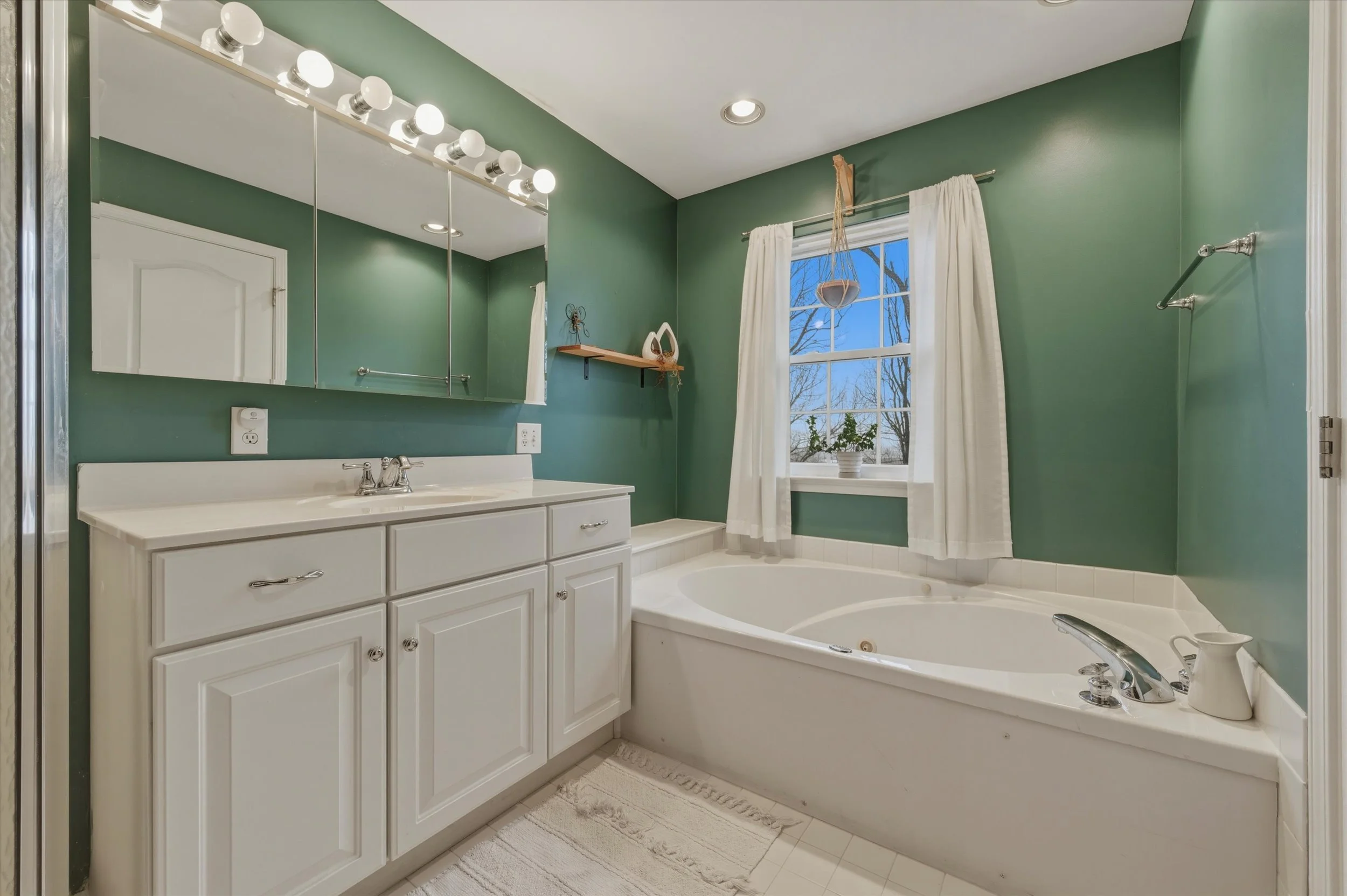 28-102 Campbell Dr_28.jpg