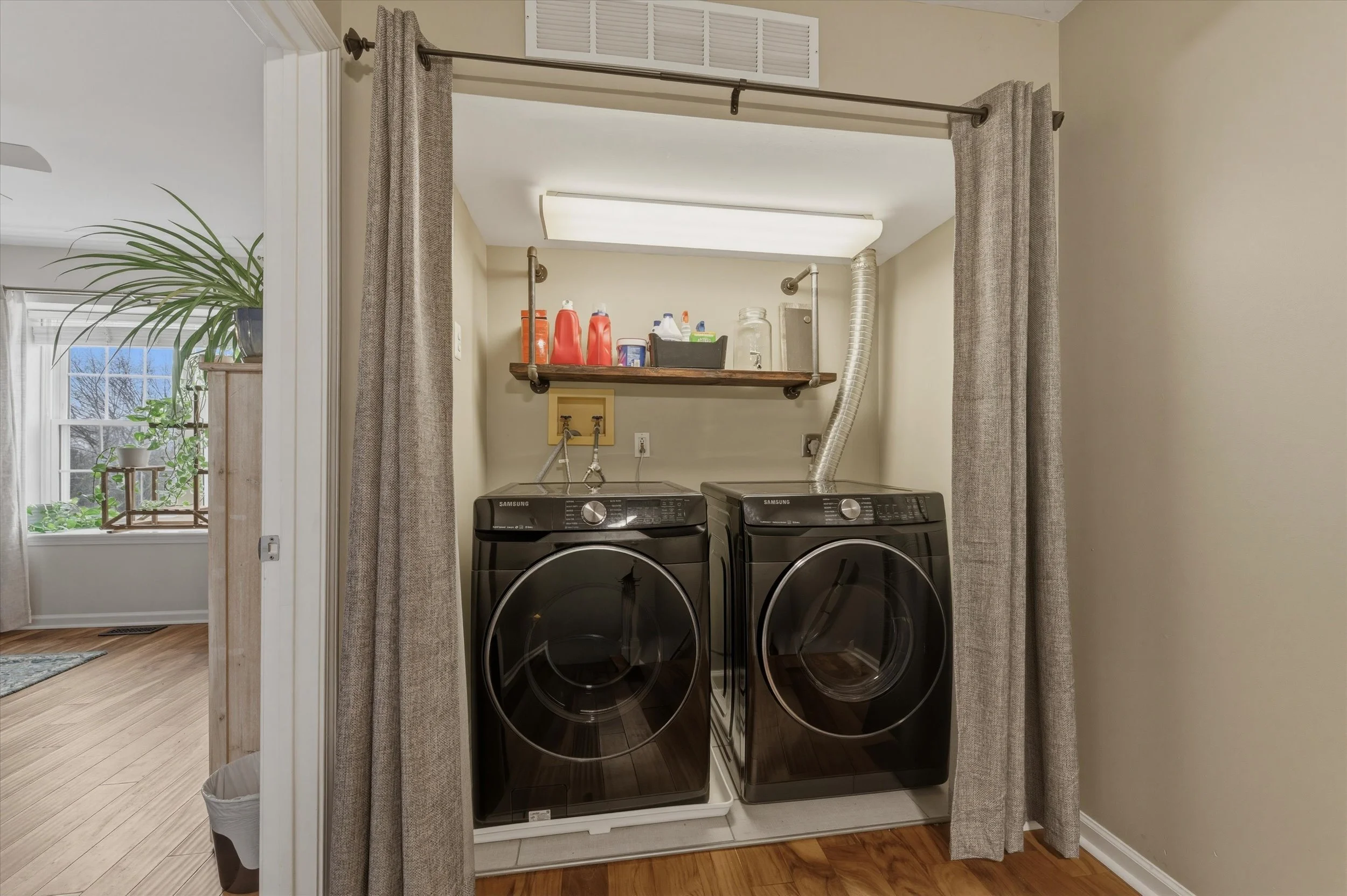 22-102 Campbell Dr_22.jpg