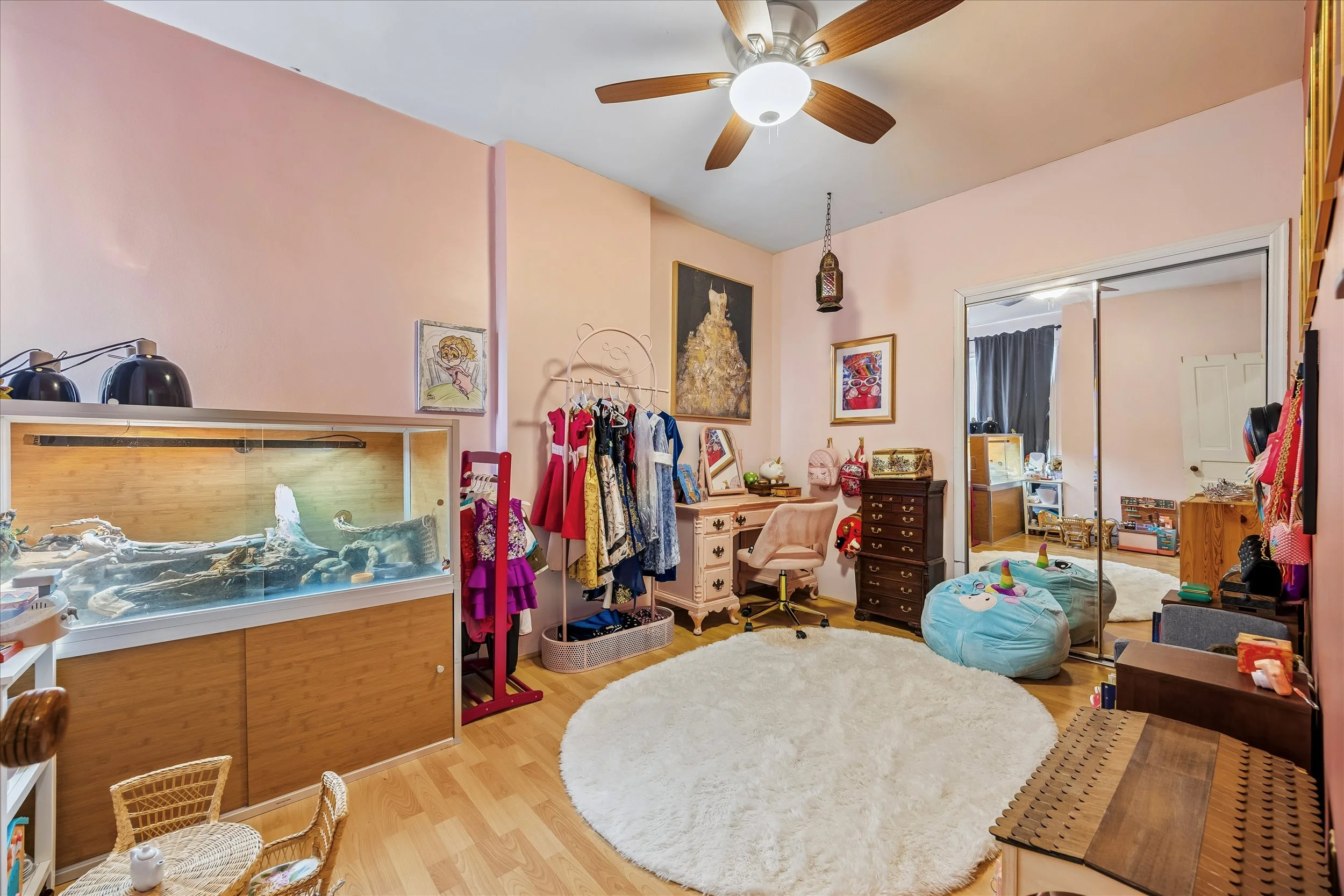 25-568 Hermitage St_25.jpg