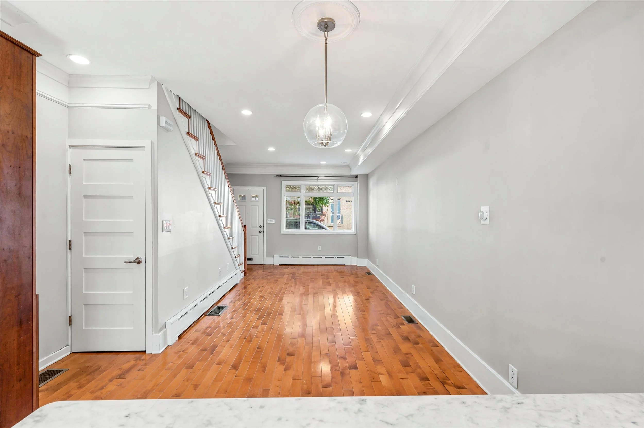 12-760 S 6th St_12.jpg