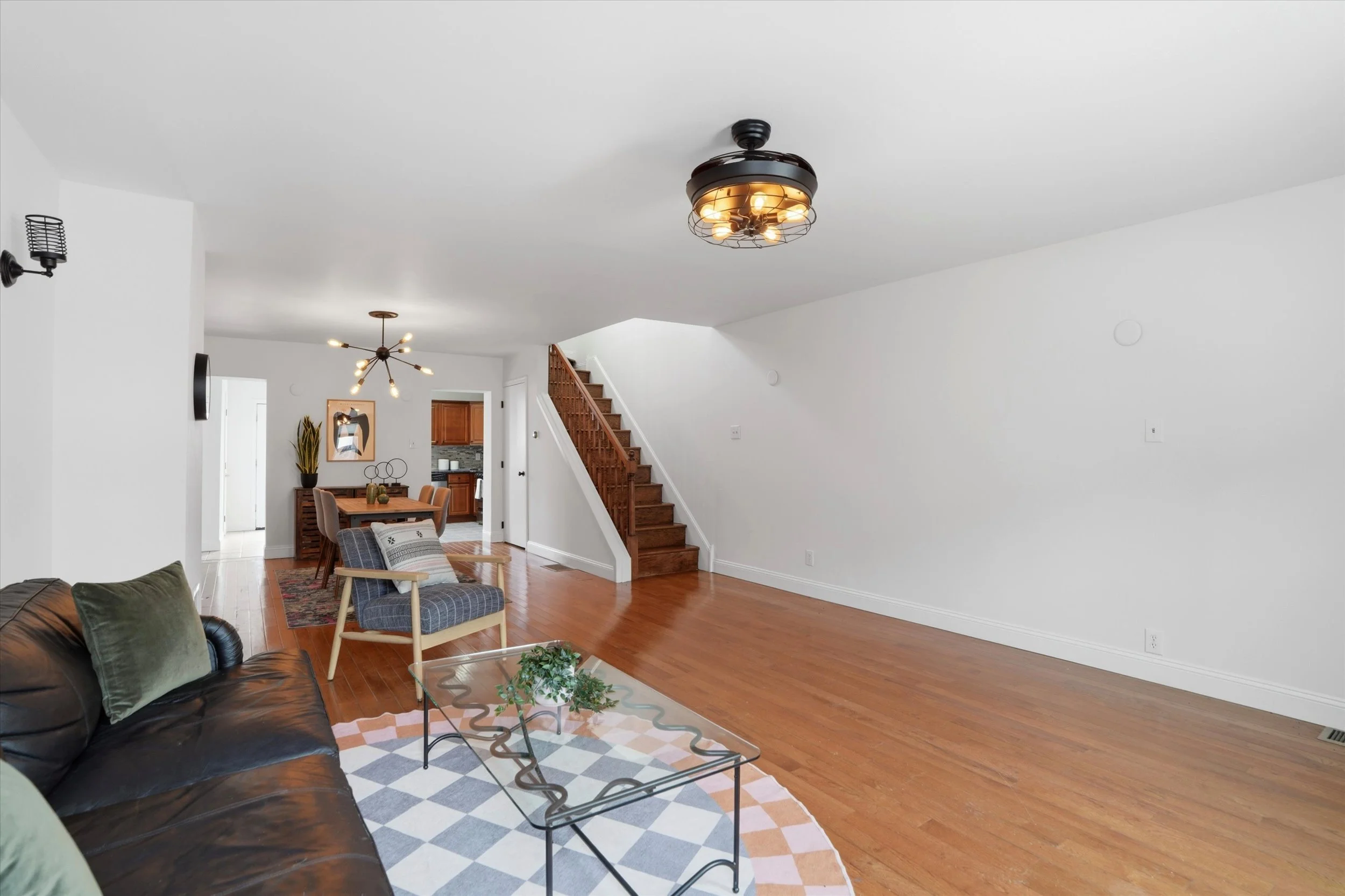 03-4534 Ritchie St_03.jpg