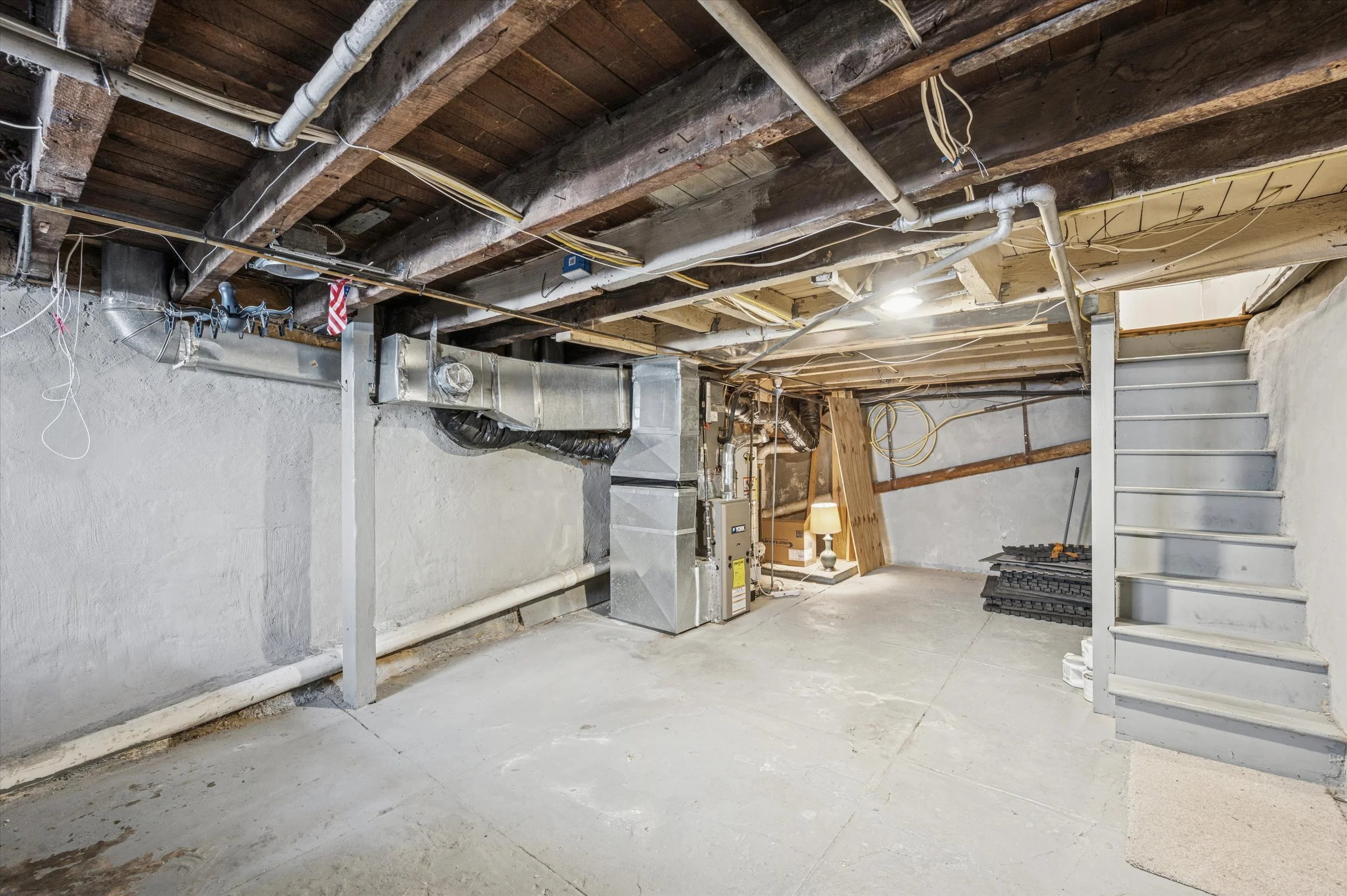 34-1913 S Iseminger St_34.jpg