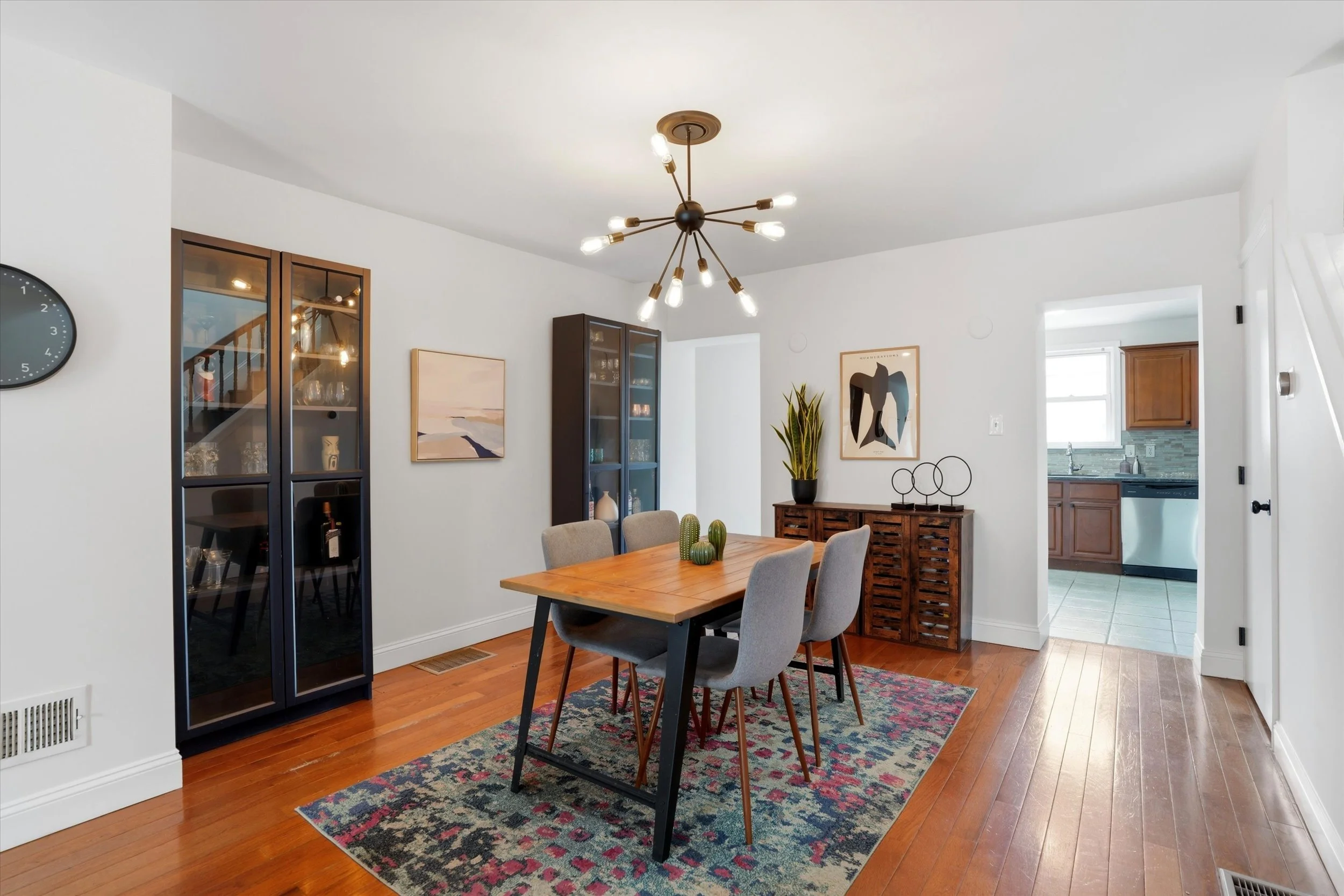 05-4534 Ritchie St_05.jpg