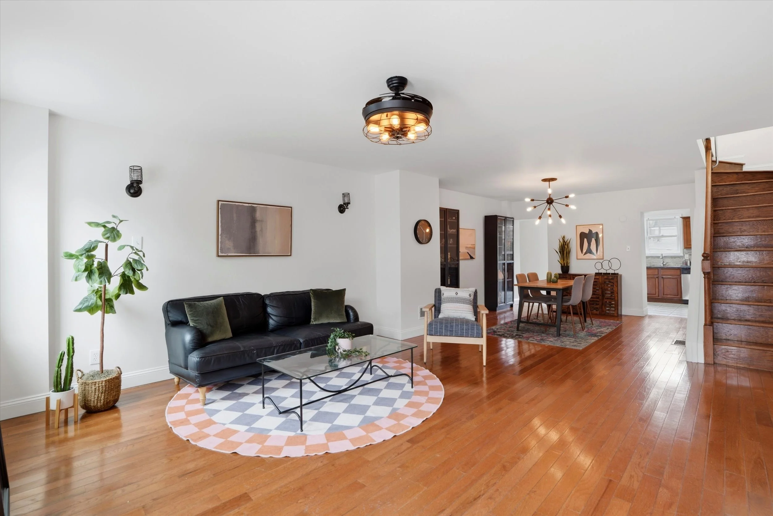 02-4534 Ritchie St_02.jpg