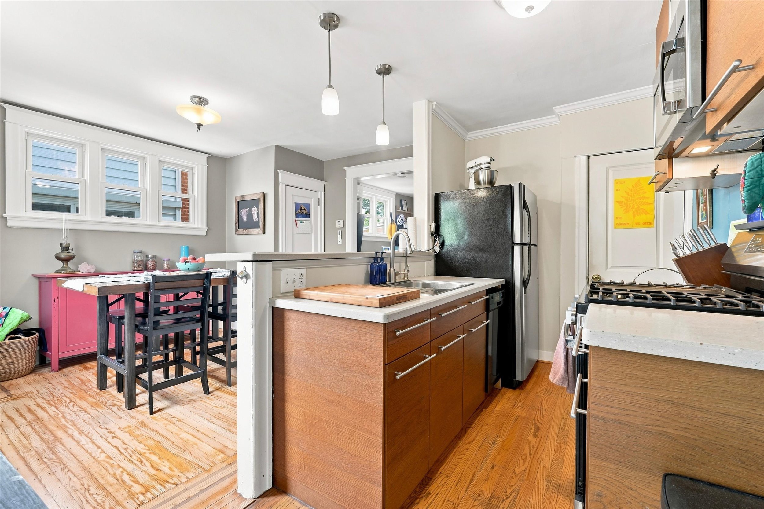 10-512GerhardSt_10.jpg