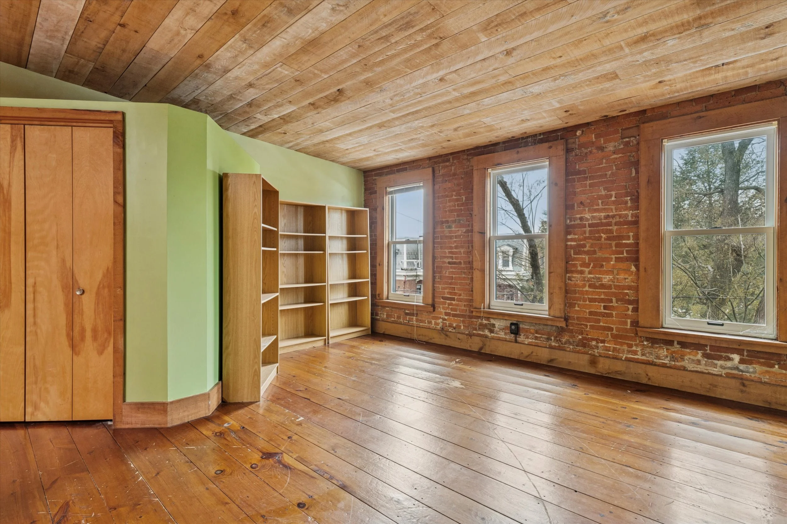 45-409 Lancaster Ave_45.jpg