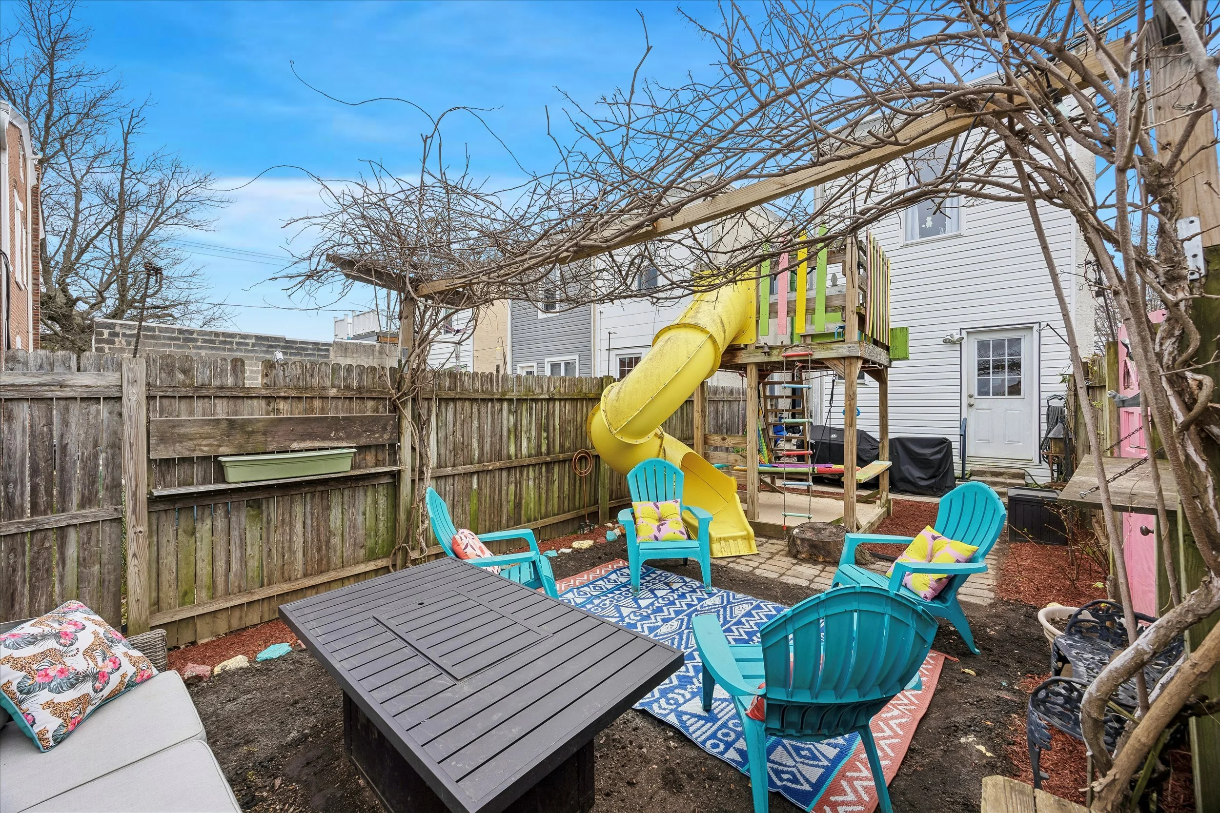 32-568 Hermitage St_32.jpg