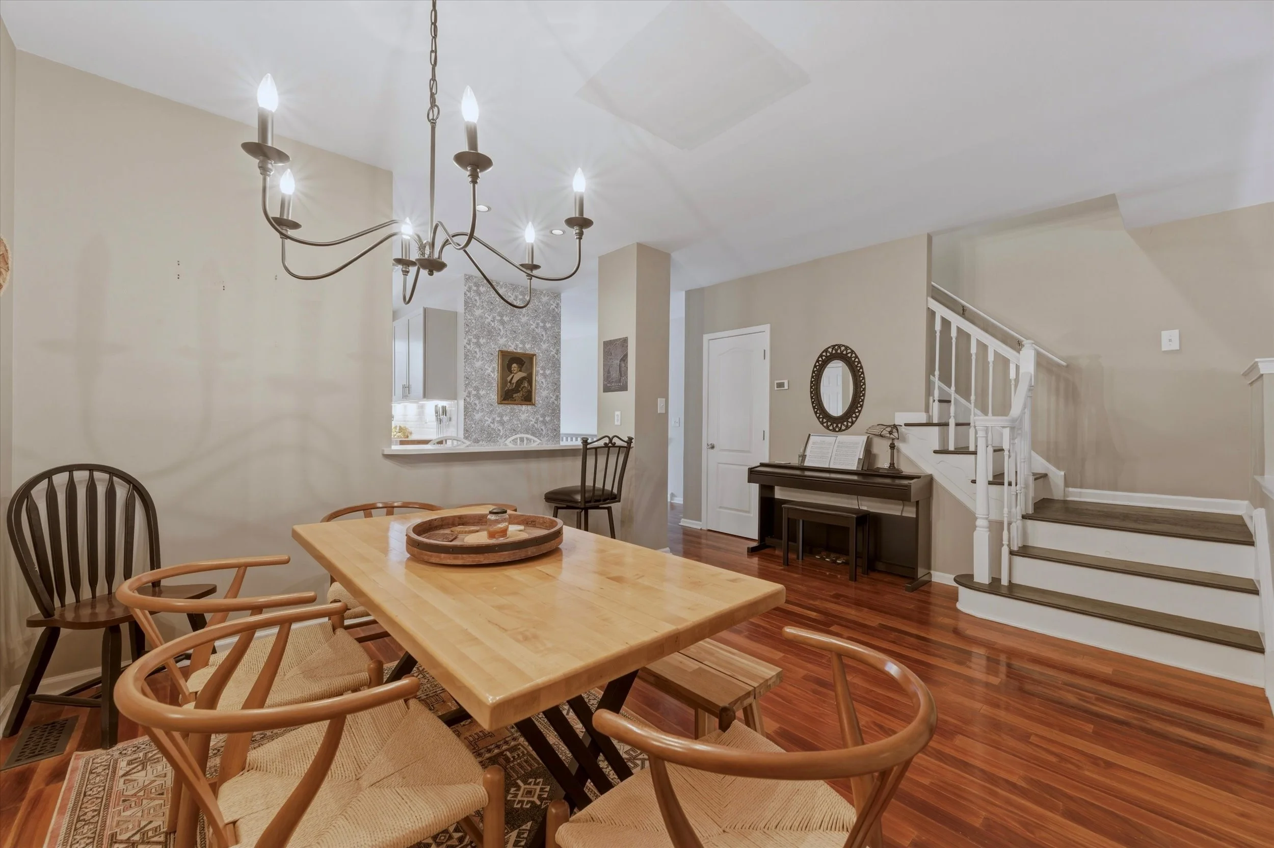 13-102 Campbell Dr_13.jpg