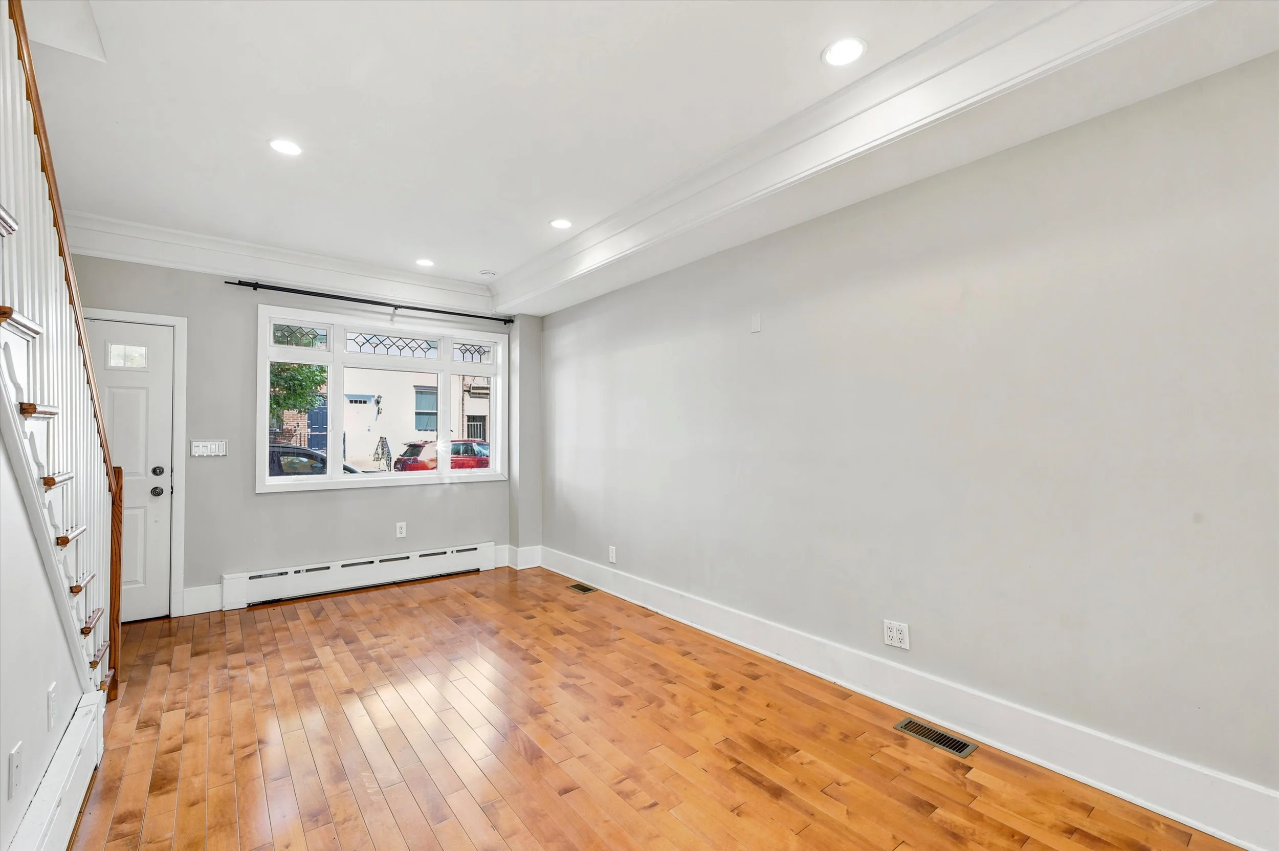 06-760 S 6th St_06.jpg