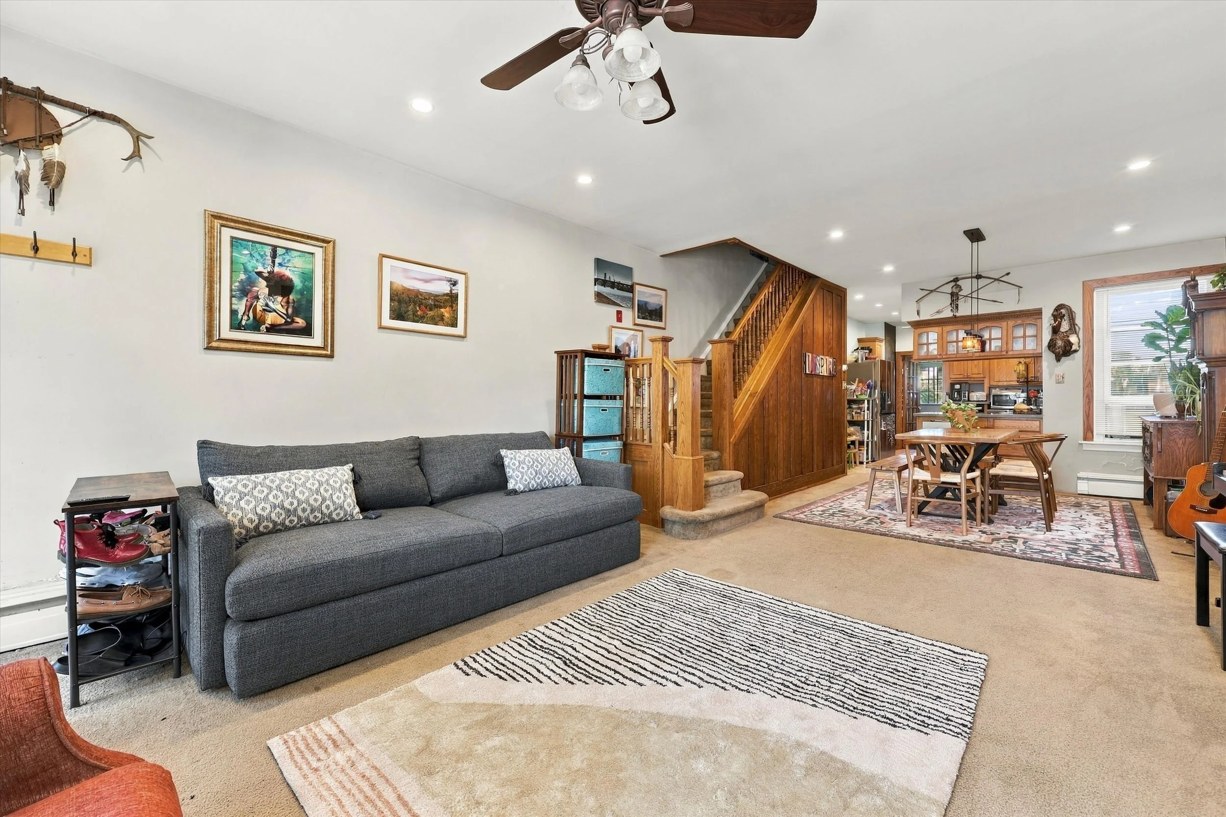 04-568 Hermitage St_04.jpg